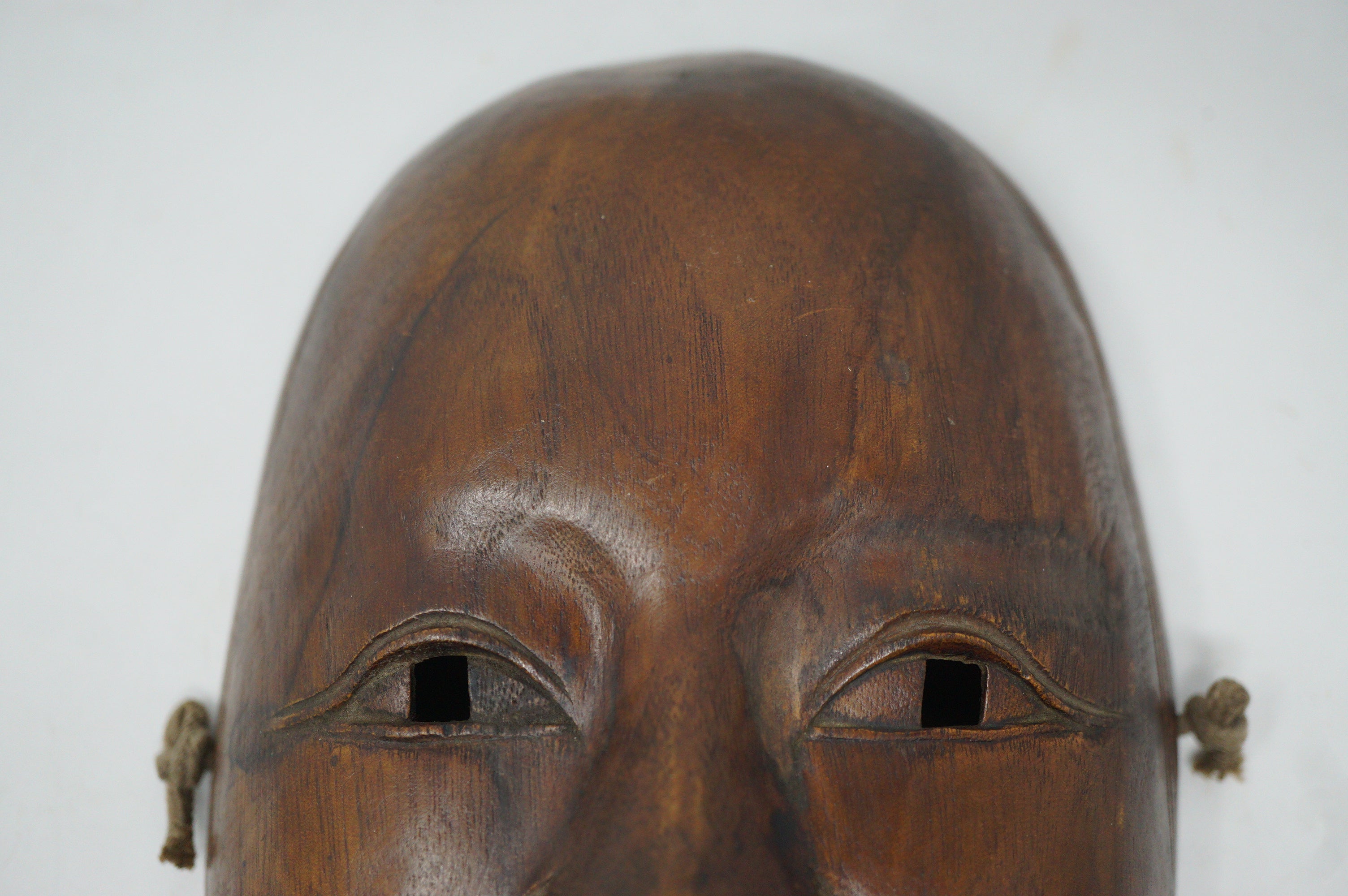Japanische Noh-Theatermaske im Fukai-Stil aus Holz & signiert aus Japan 0112F13