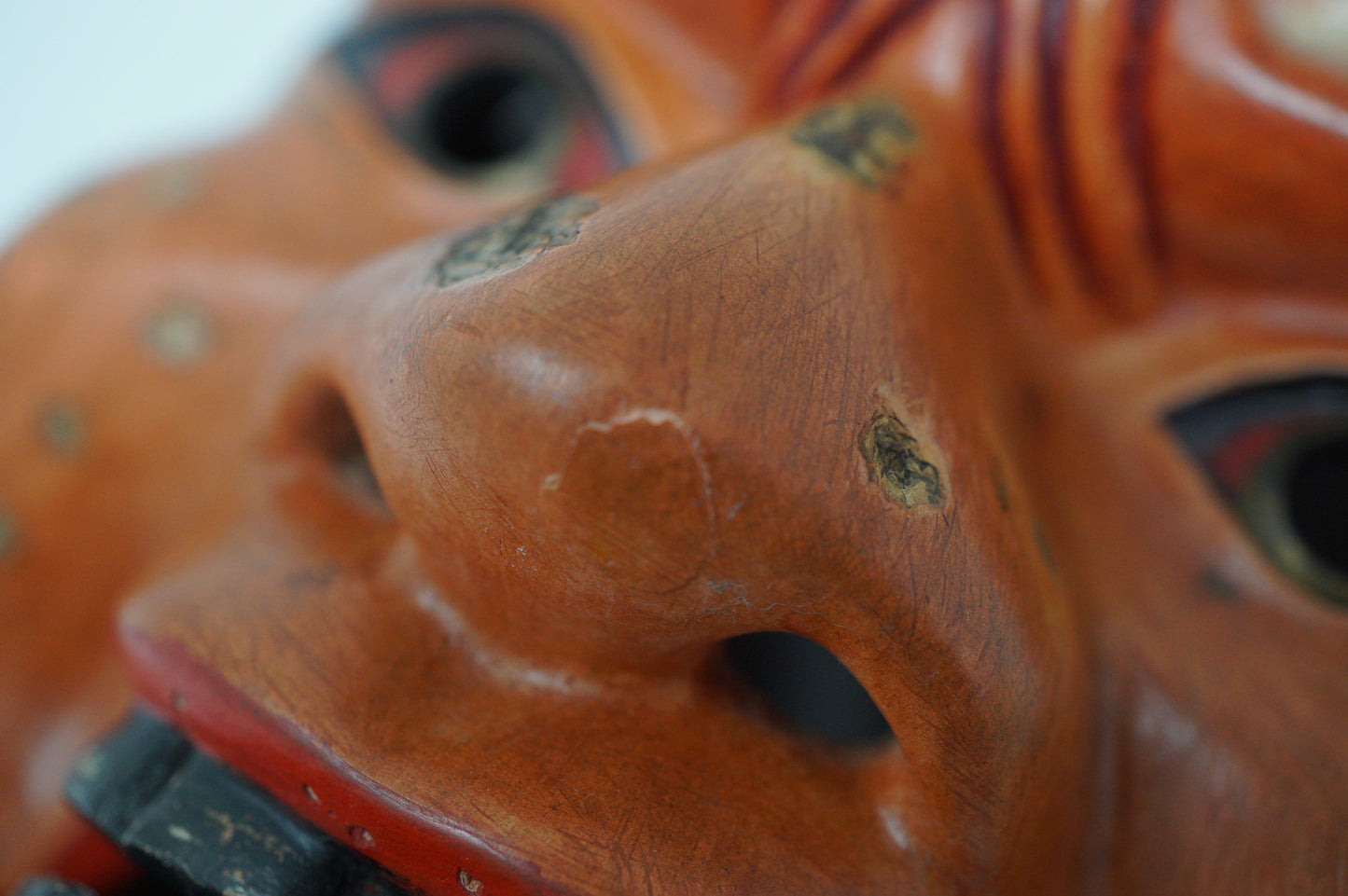 Japanese Wooden Noh Theater Mask Unique & Signed Piece in Quality Silk Bag from Japan 0425F30
