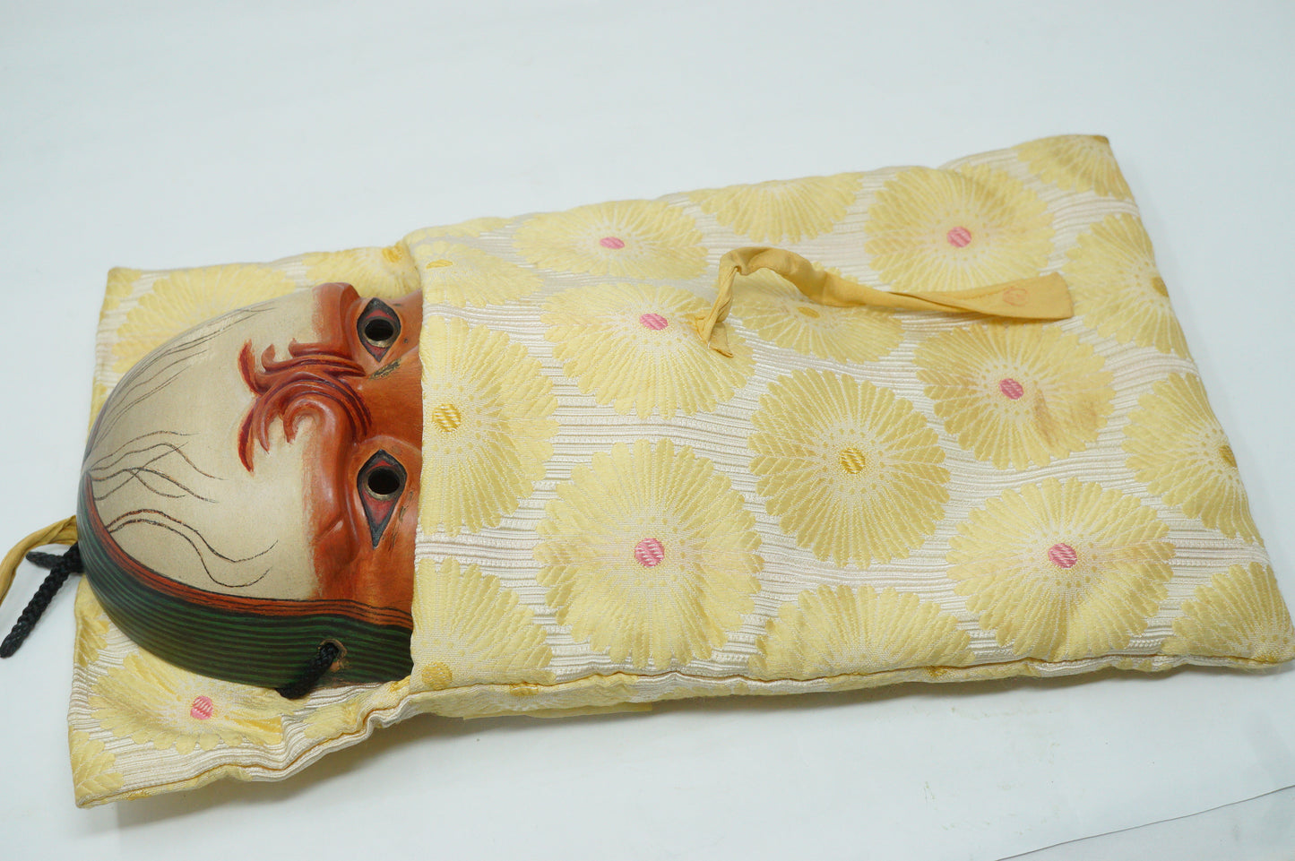 Japanese Wooden Noh Theater Mask Unique & Signed Piece in Quality Silk Bag from Japan 0425F30