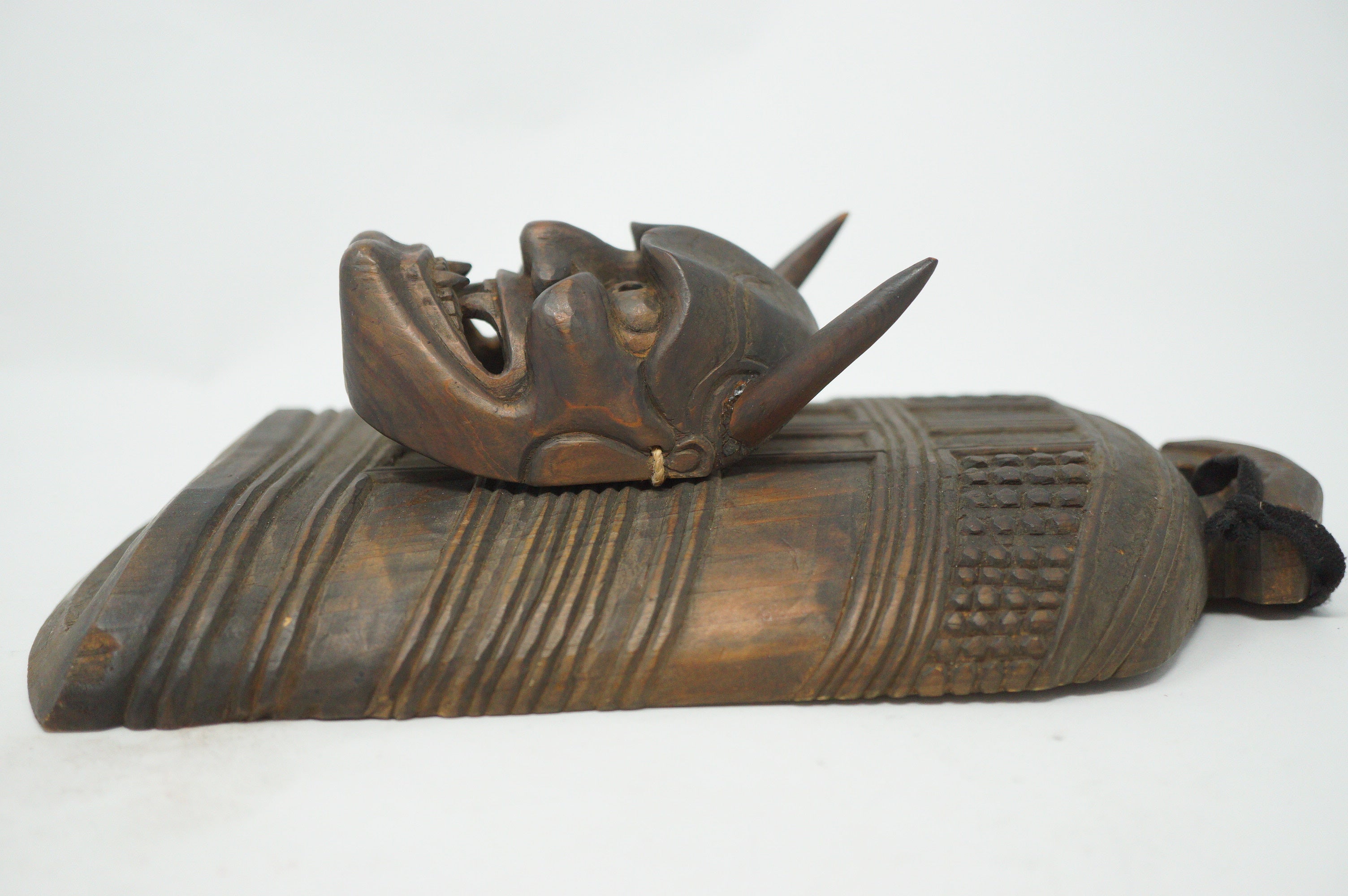 Detailed Hannya Demon-Mask Carving attached to a Wooden Bell Carving from Japan 0829D4