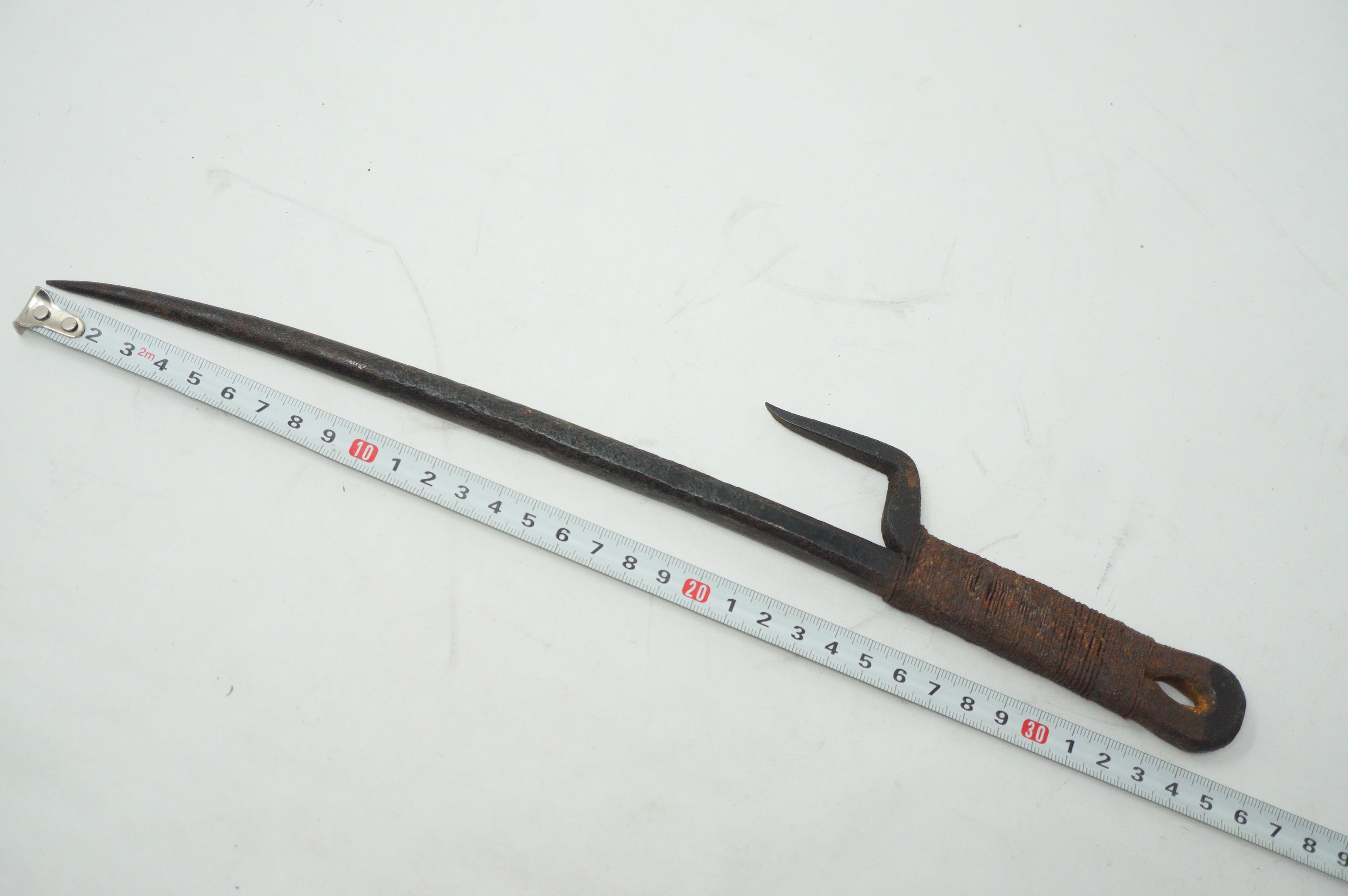 Antique Japanese Jute Police Patrol Stick Edo-Period Iron Original from Japan 0922F10