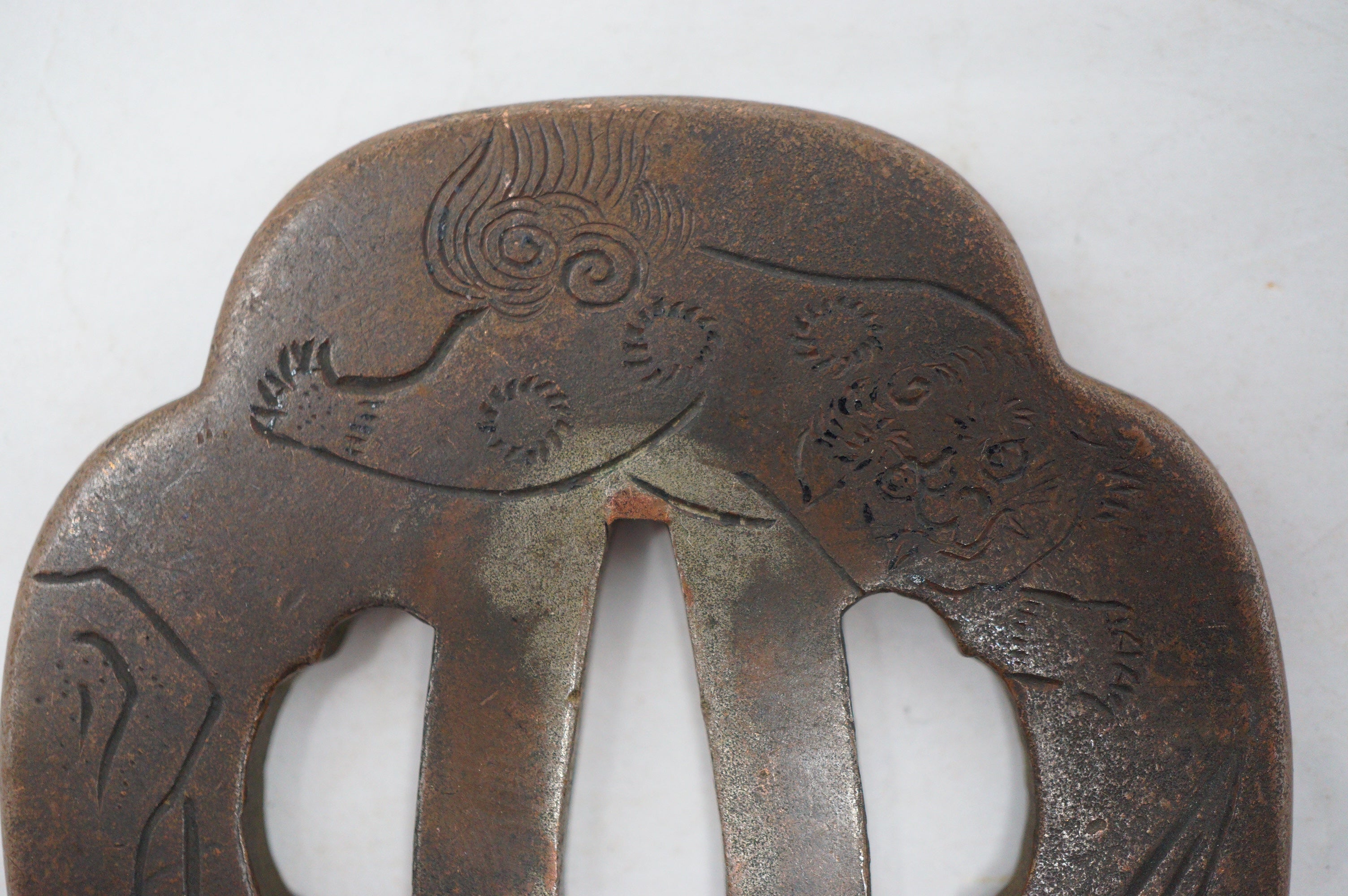 Japanischer Kupfer-Tsuba-Schwertschutz für Wakizashi-Schwerter, Original mit Löwen-Hund-Design 0310F10