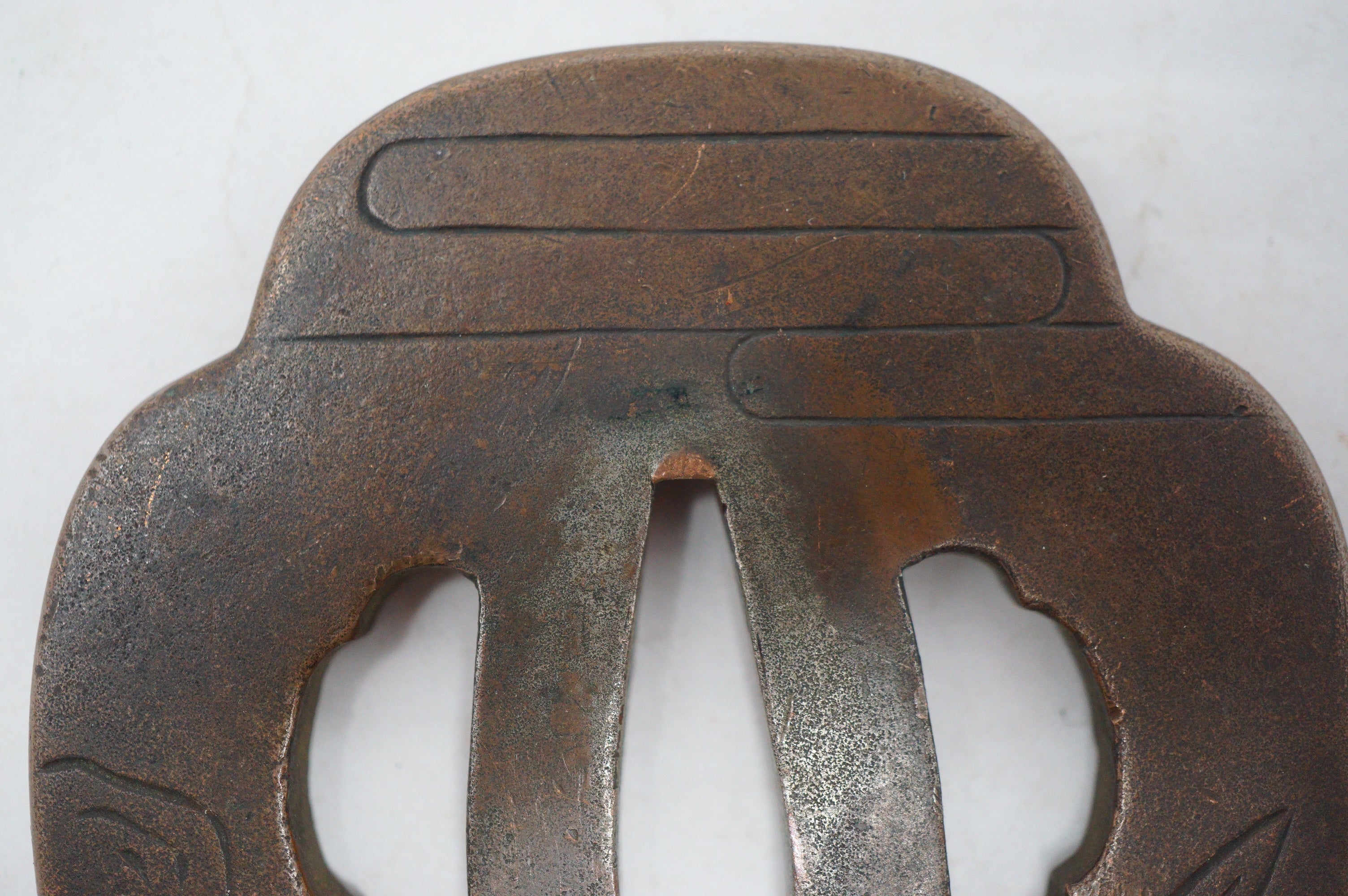 Japanischer Kupfer-Tsuba-Schwertschutz für Wakizashi-Schwerter, Original mit Löwen-Hund-Design 0310F10