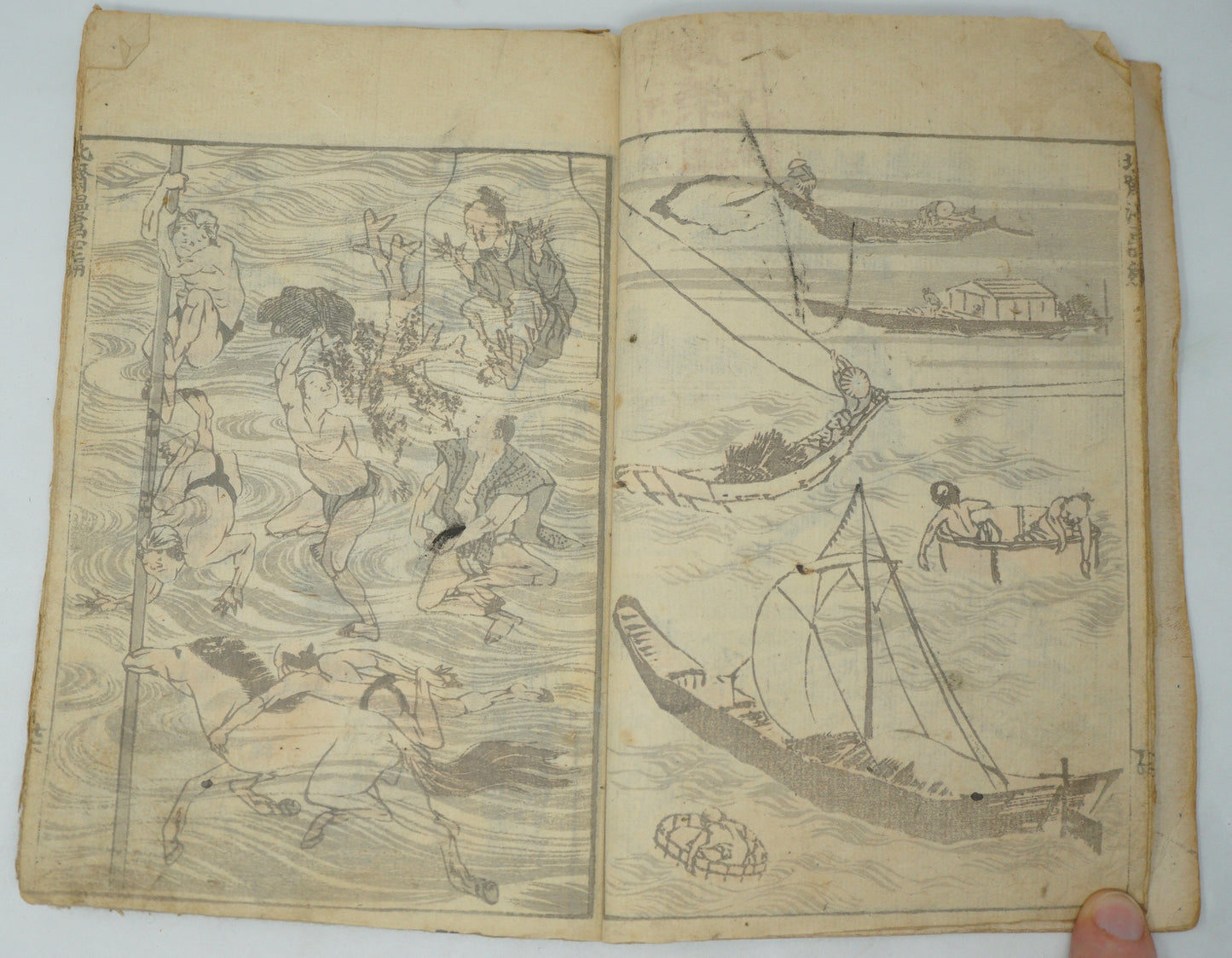 Japanese Antique Manga Booklet by Katsushika Hokusai Authentic from Japan 0905E10