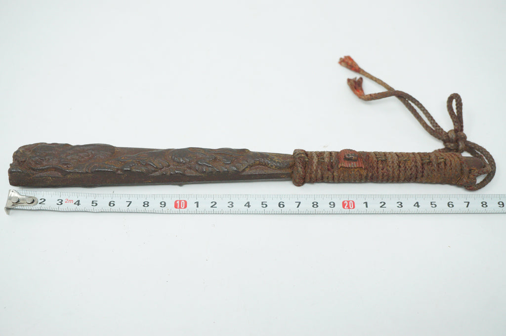 Antique Japanese Jute Iron Stick Edo Period Unique Tiger-Dragon Design Original from Japan 0331G10