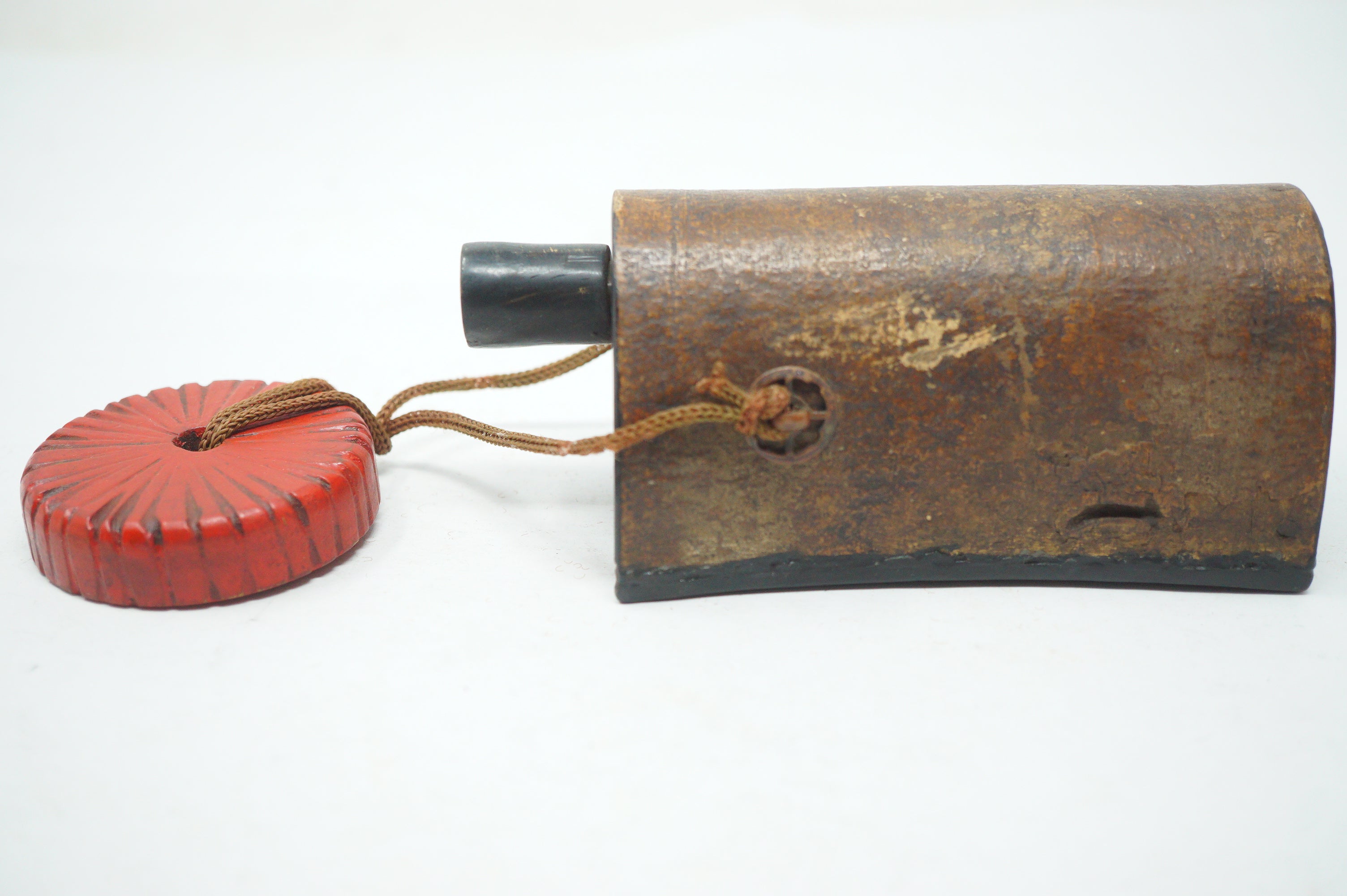 Japanese Kayaku-Ire Gunpowder Flask with Netsuke Antique Original from Japan 1223F11