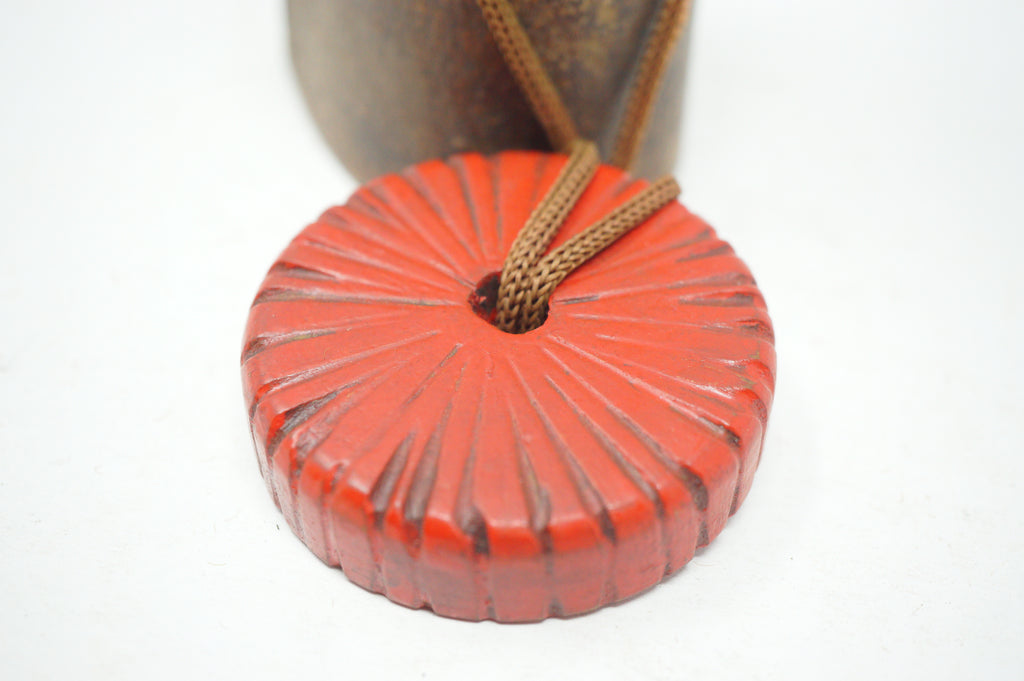 Japanese Kayaku-Ire Gunpowder Flask with Netsuke Antique Original from Japan 1223F11