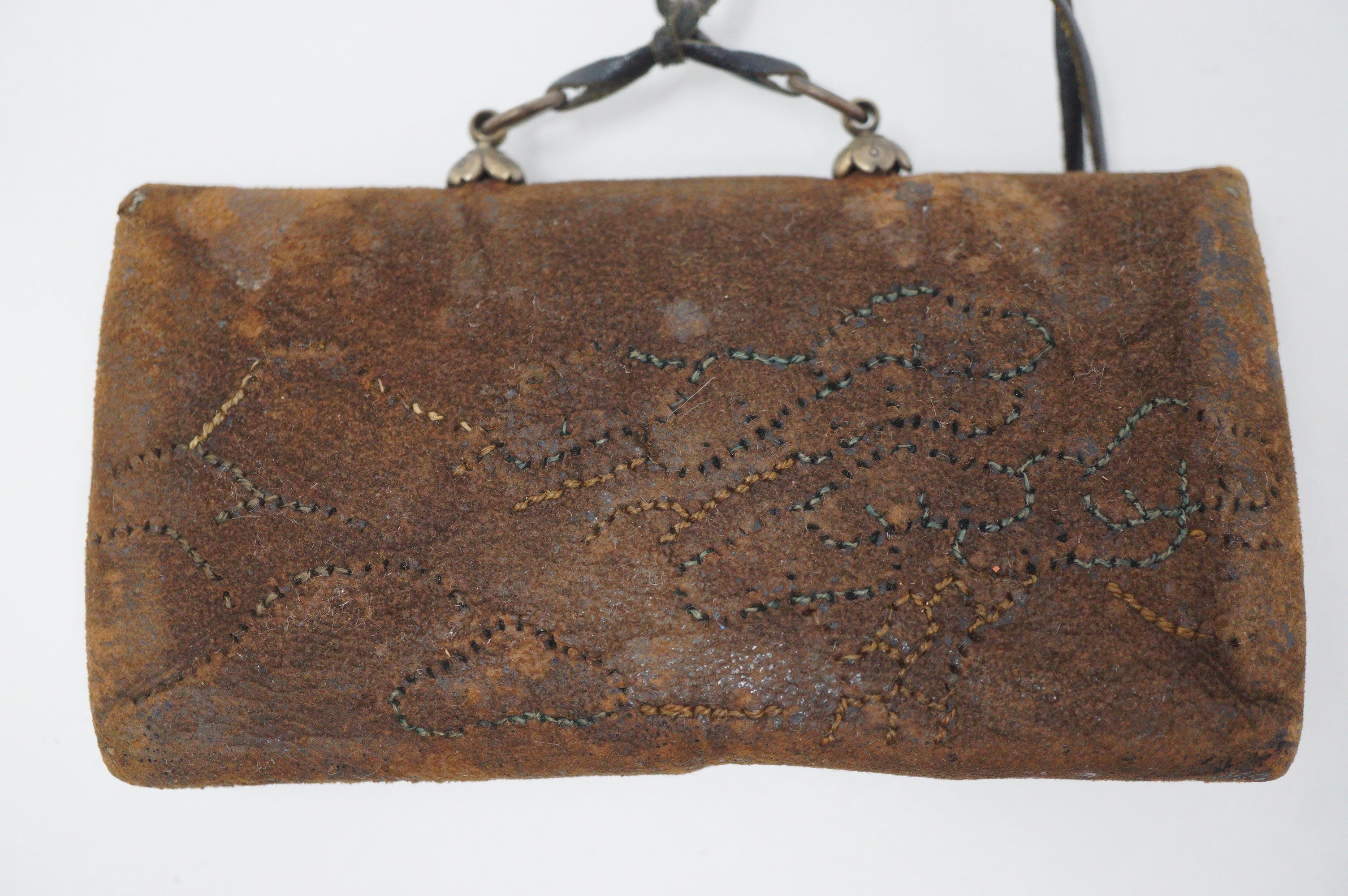 Antique Tobacco-Ire Leather Pouch with fine Ornaments Original from Japan 0618F11