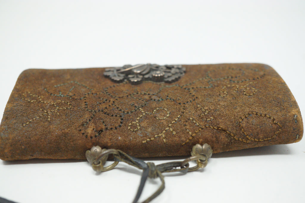 Antiker Tabak-Ire Lederbeutel mit feinen Ornamenten Original aus Japan 0618F11