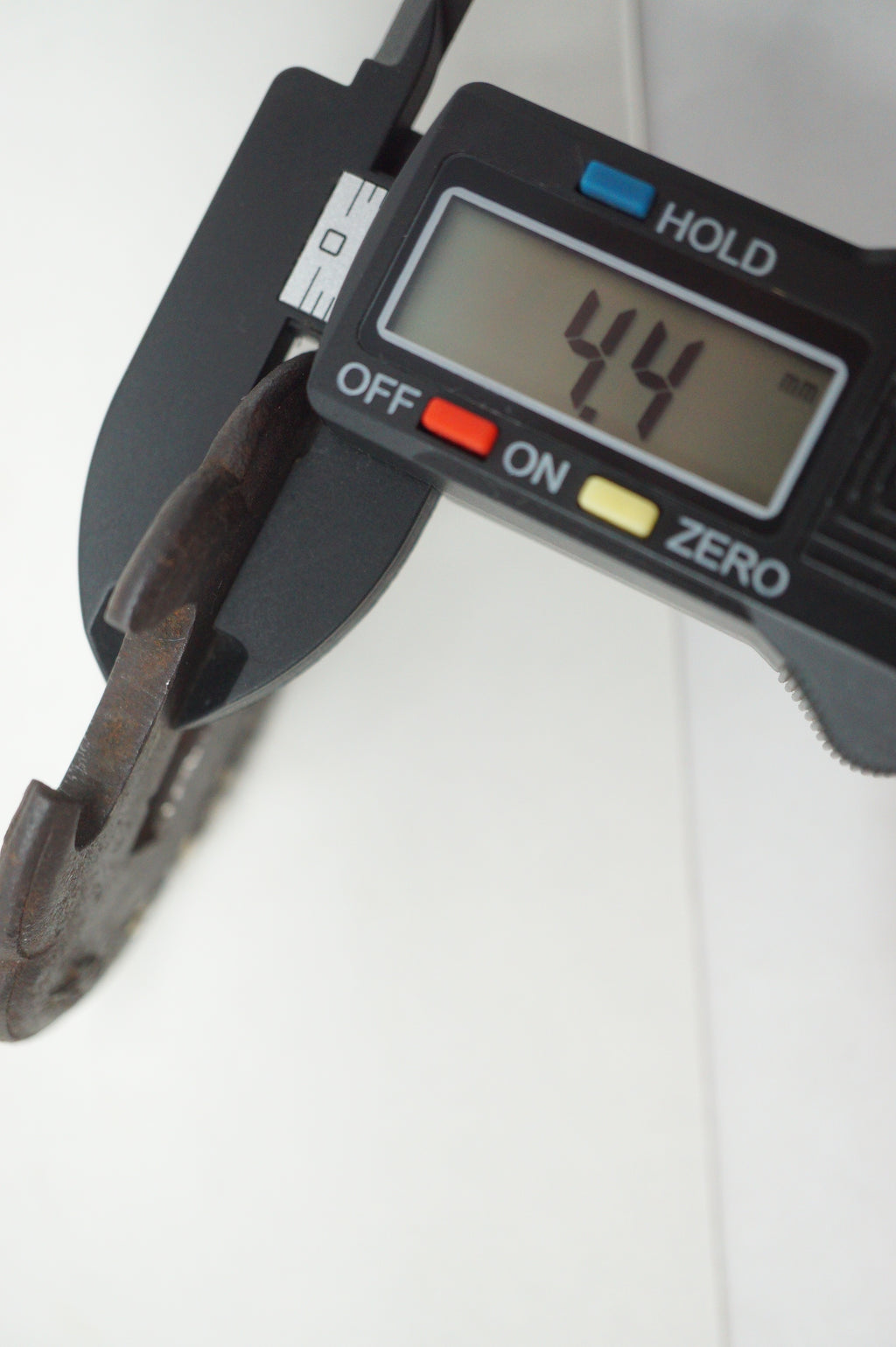 Japanese Tsuba Tanto Iron Guard with fine Images unique Edge from Japan 1201F13