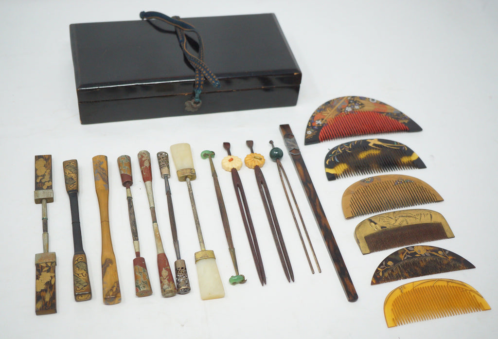Japanese Vintage Hair Accessories Collection 18 quality Pieces in wooden Box 1101D13