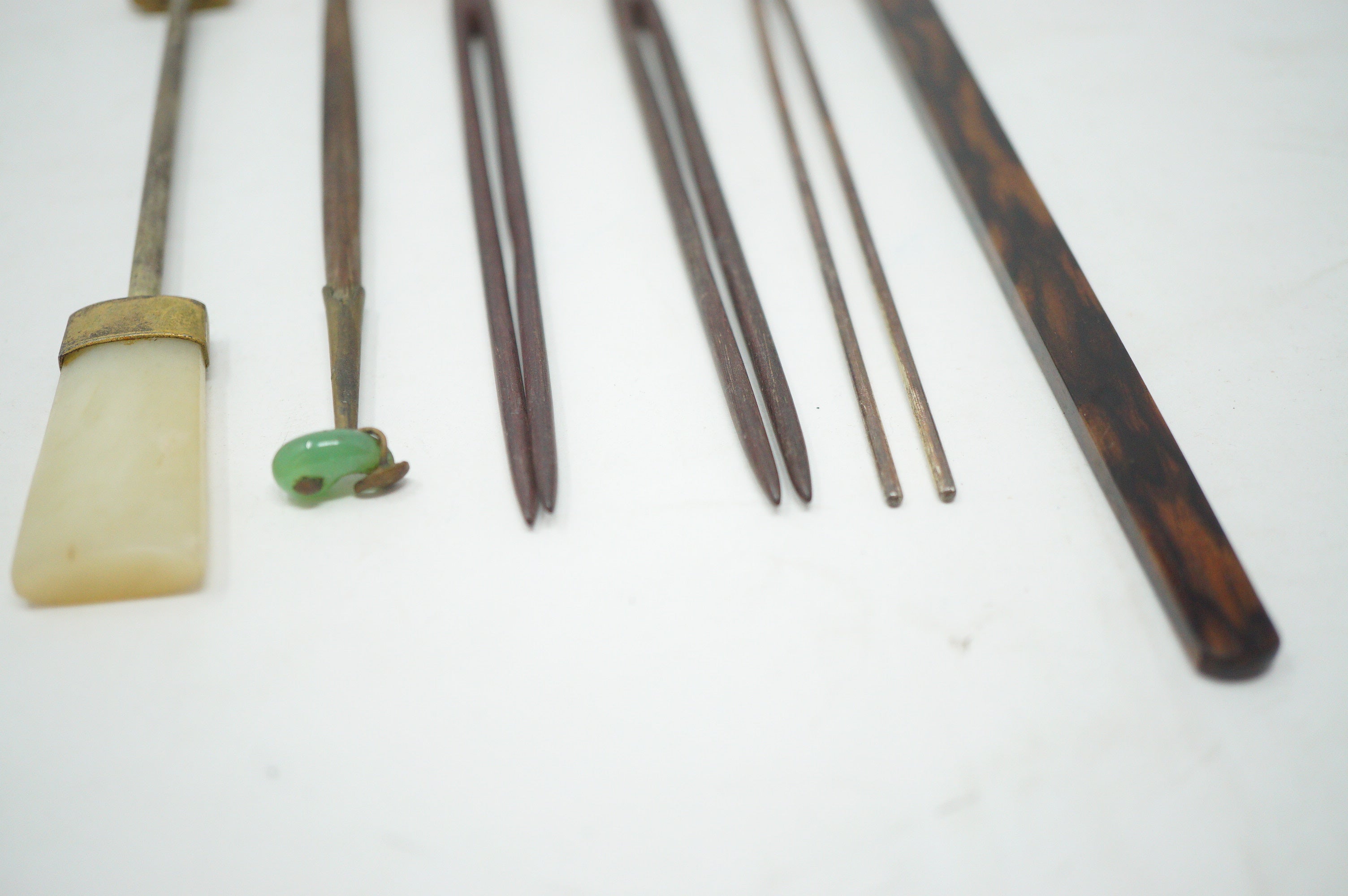 Japanese Vintage Hair Accessories Collection 18 quality Pieces in wooden Box 1101D13