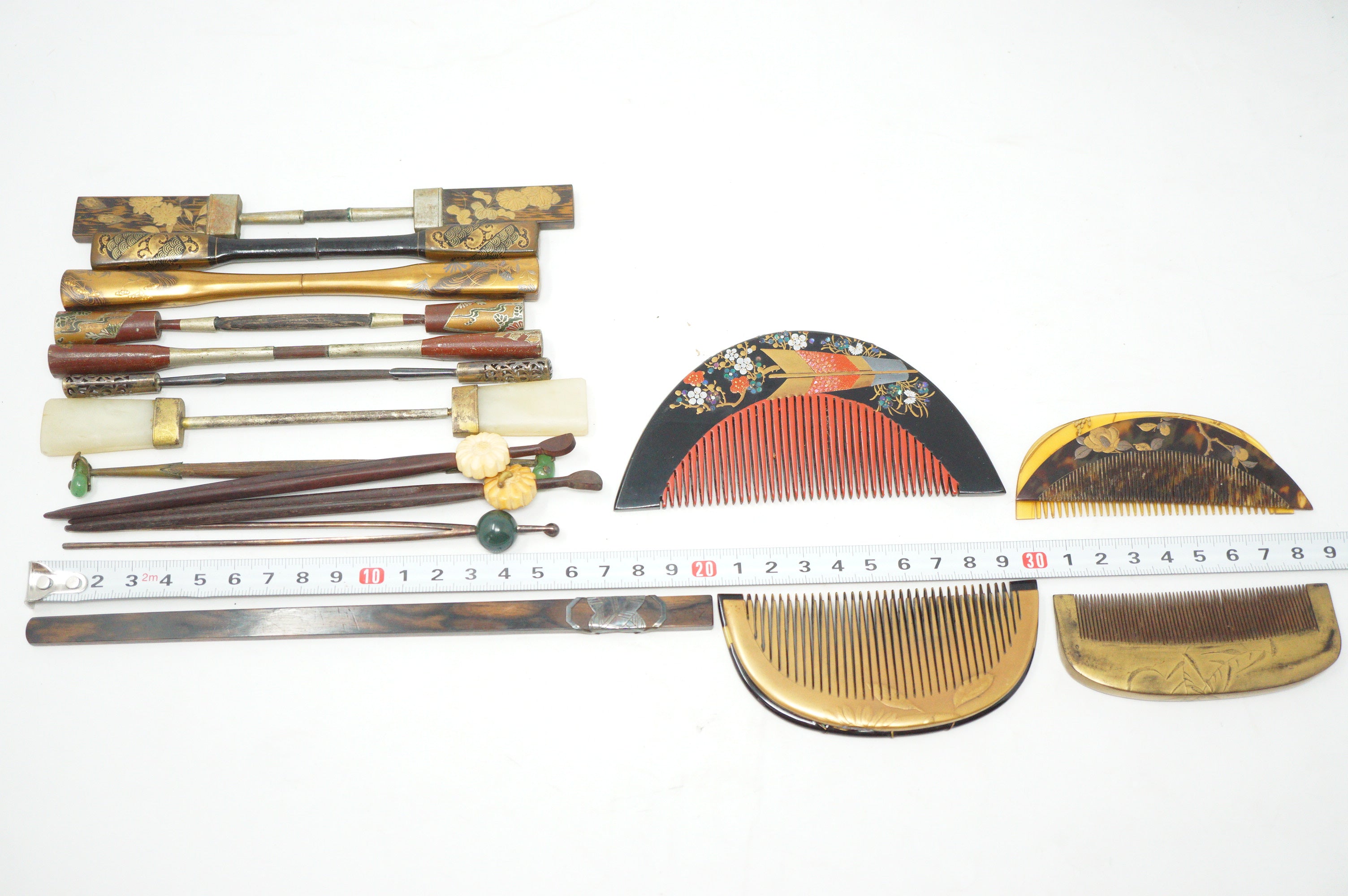Japanese Vintage Hair Accessories Collection 18 quality Pieces in wooden Box 1101D13