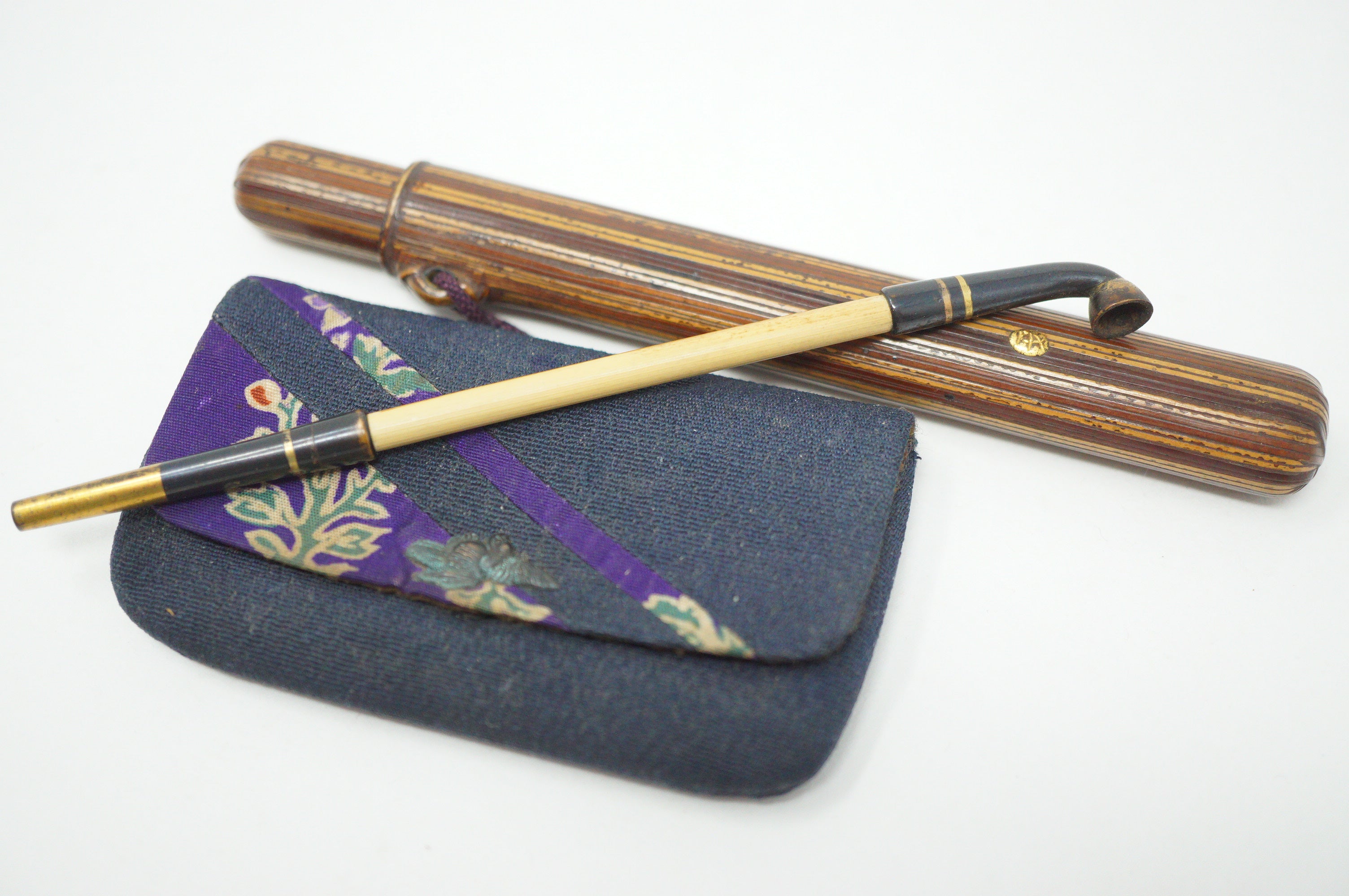Japanese Meiji-era Kiseru Smoking Set incl. Pipe, Pouch & Pipe Container 0602D13