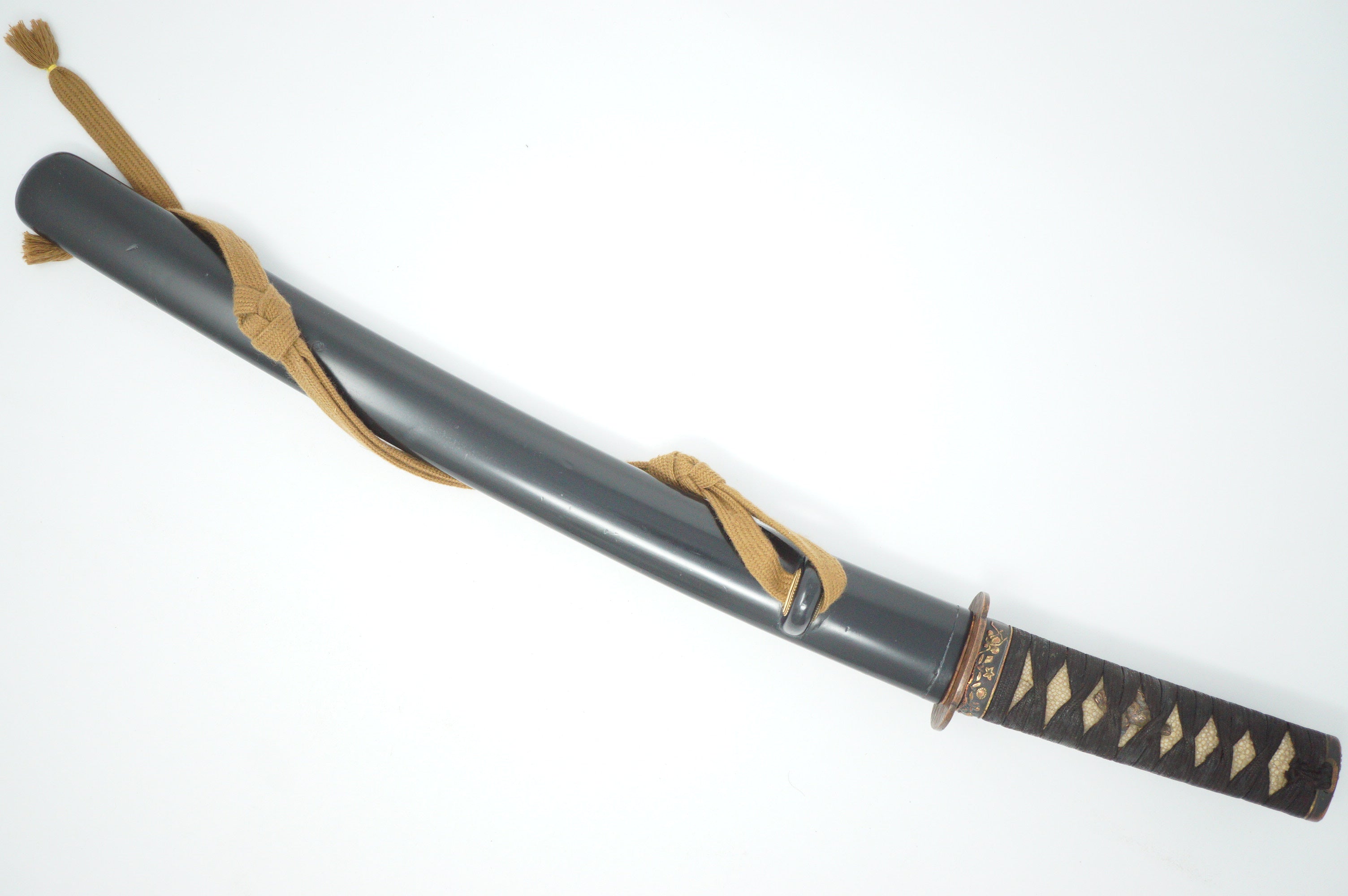 Antikes Wakizashi-Schwert, komplett mit Holzklinge, Kozuka-Messer und Originaltasche 0817D15