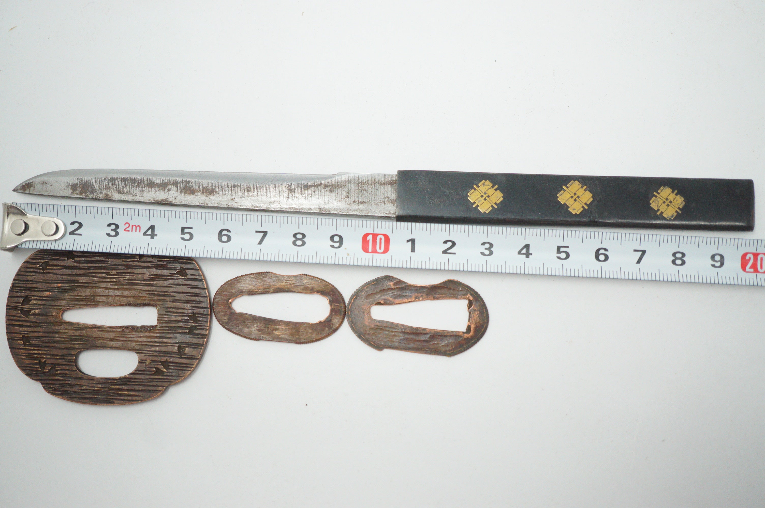 Antikes Wakizashi-Schwert, komplett mit Holzklinge, Kozuka-Messer und Originaltasche 0817D15