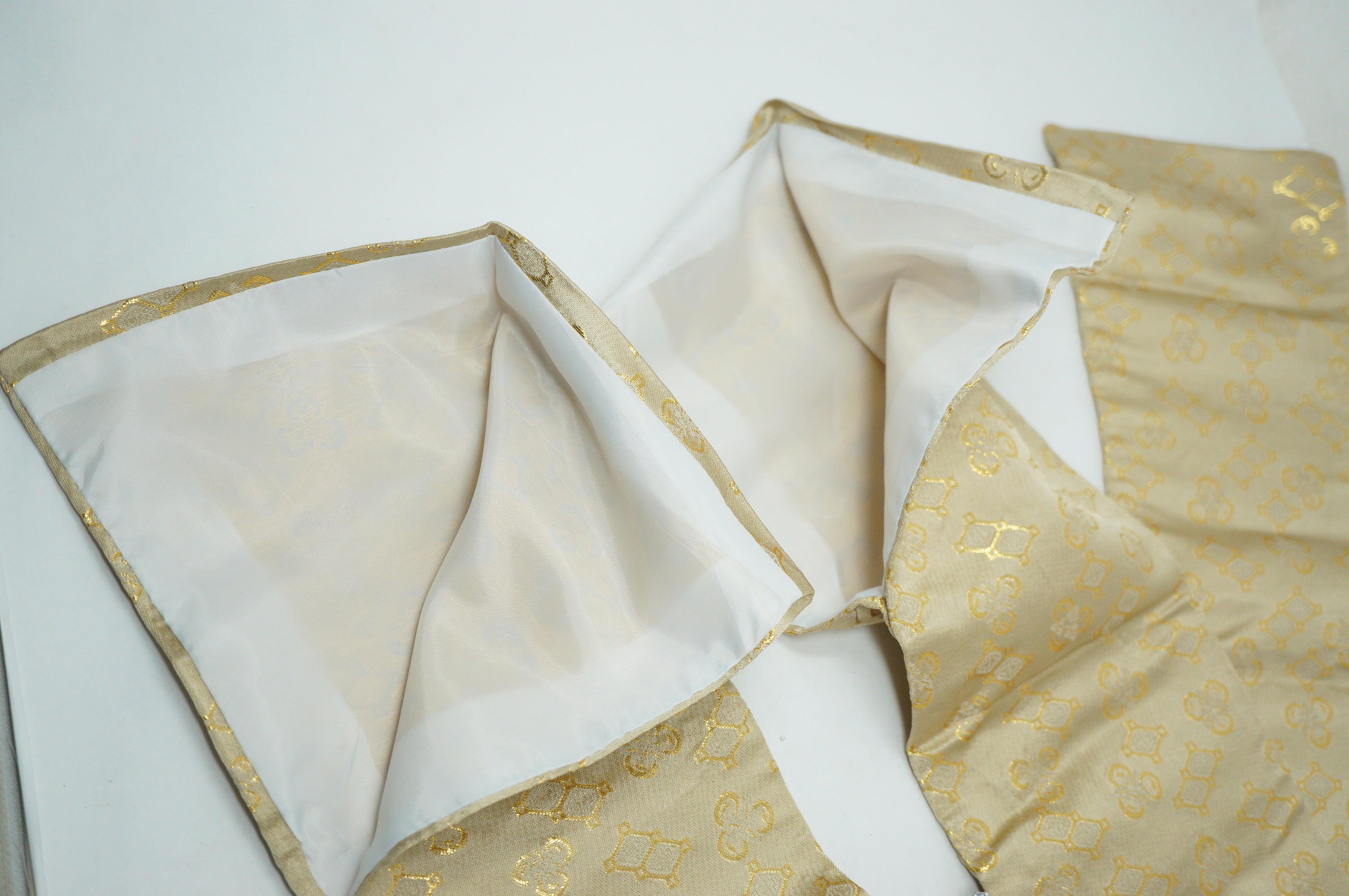 Japanese Katana & Wakizashi Sword Bag Set Silk in Good Condition 1201F17