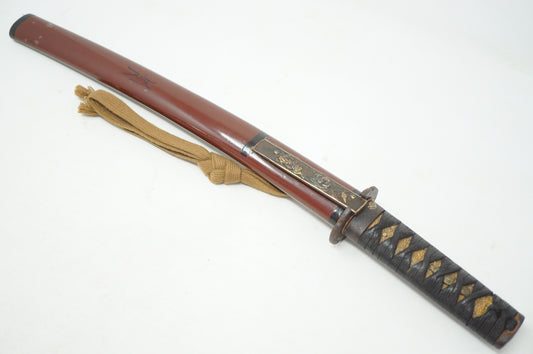 Stunning Wakizashi Sword with wooden Blade & all Accessories Antique Original from Japan 0630D18
