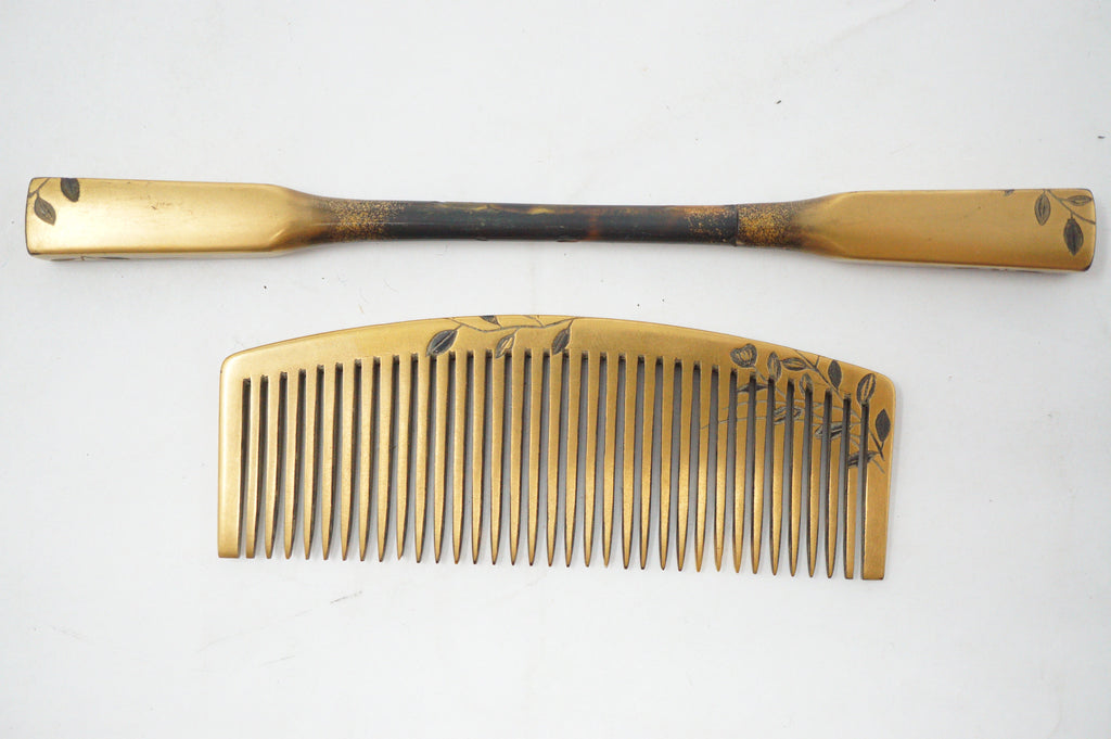 Japanisches Vintage-Haar-Accessoire-Set, Nadel und Kamm, signiert im Originalkarton 1101D18