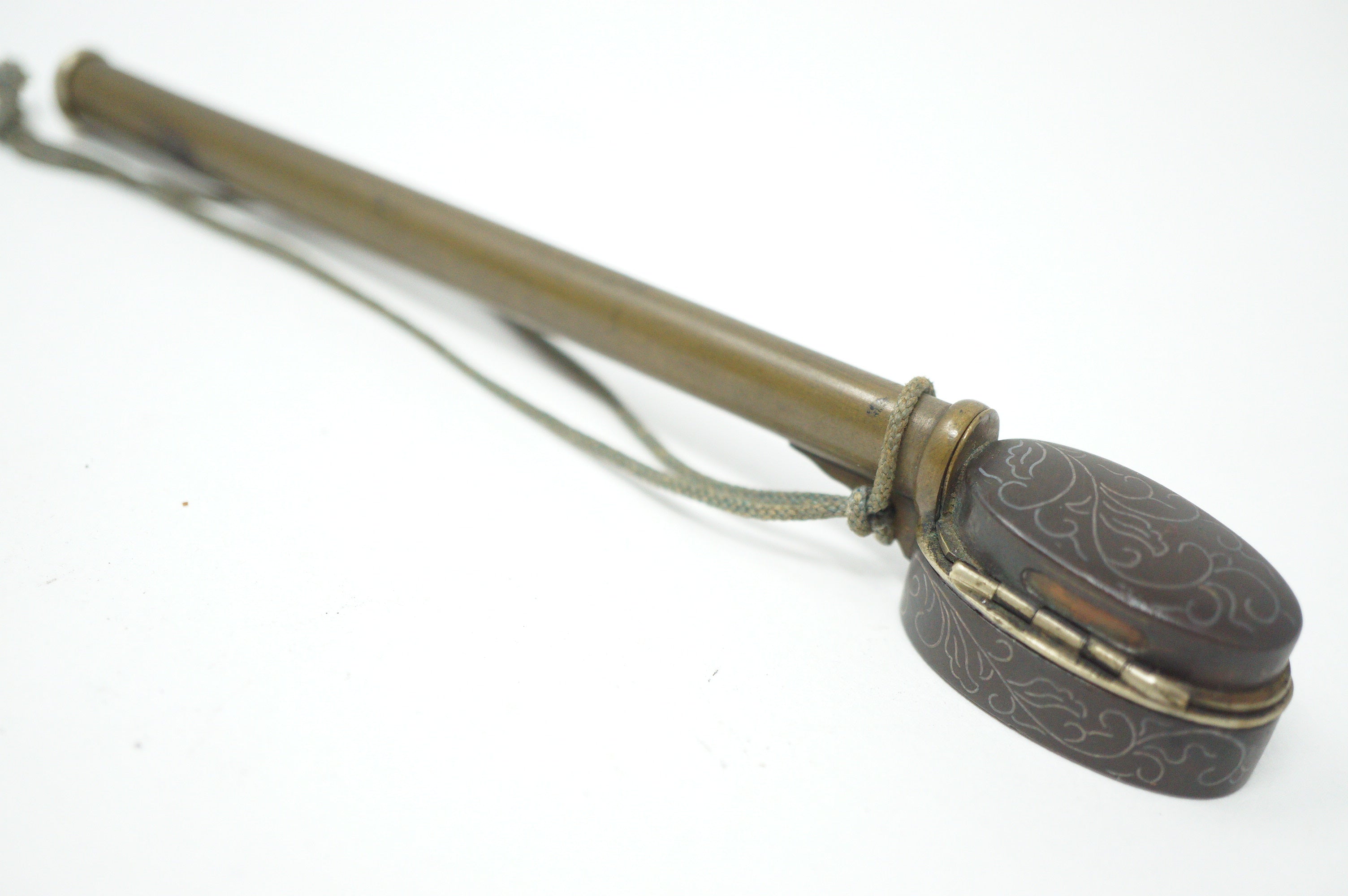 Japanisches tragbares Yatate-Kalligraphie-Set bestehend aus Original-Schwertteilen 0602D18