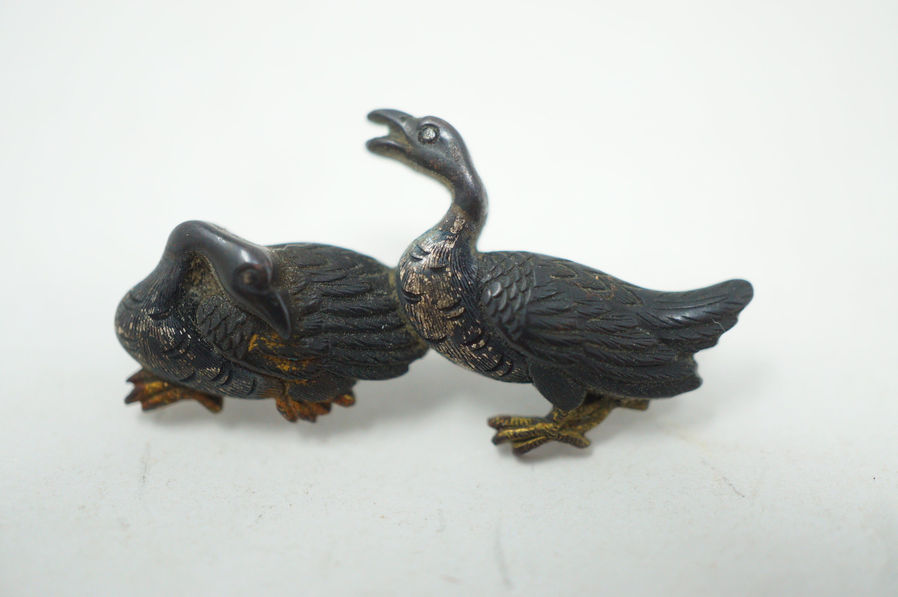 Japanischer Mae-Kanagu für Tabakbeutel, Frontbeschlag im Enten-Design, Original aus Japan 0310F19