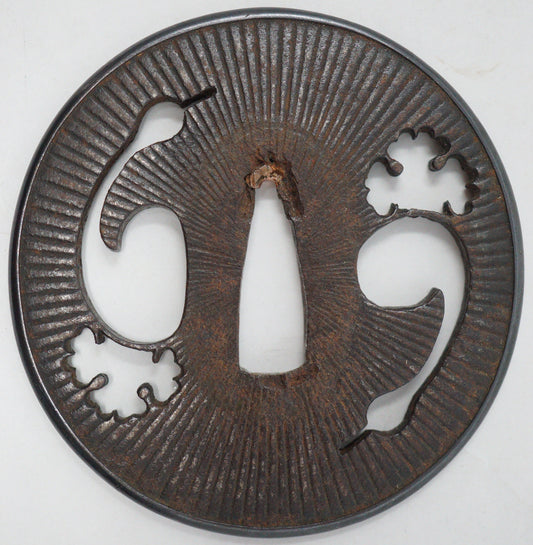 Japanischer Tsuba-Schutz aus Eisen für Katana- oder Wakizashi-Schwert aus Japan 0228E19 