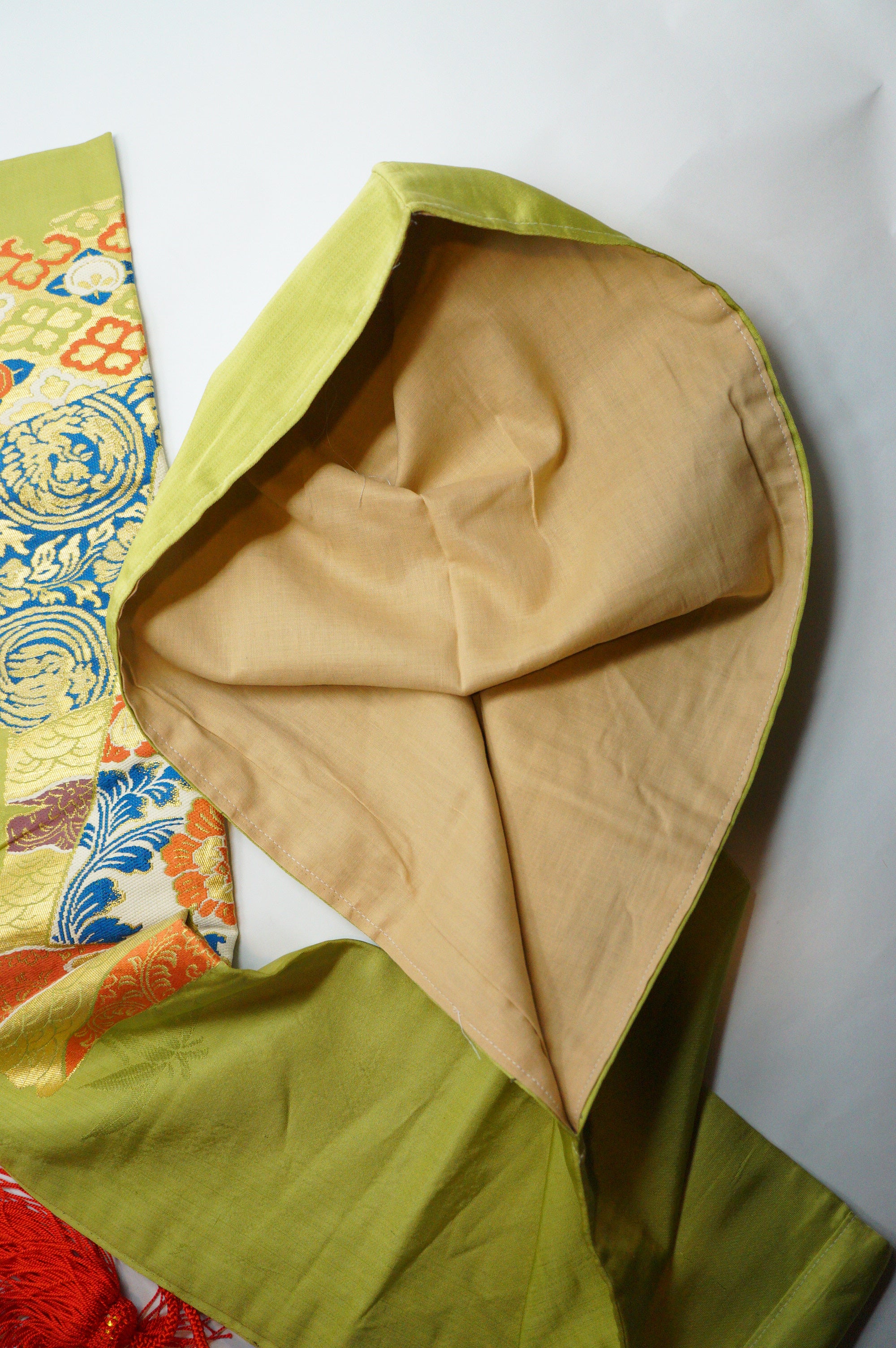 Japanese Vintage Weapon Bag made of Kimono Fabric from Japan 0110E1