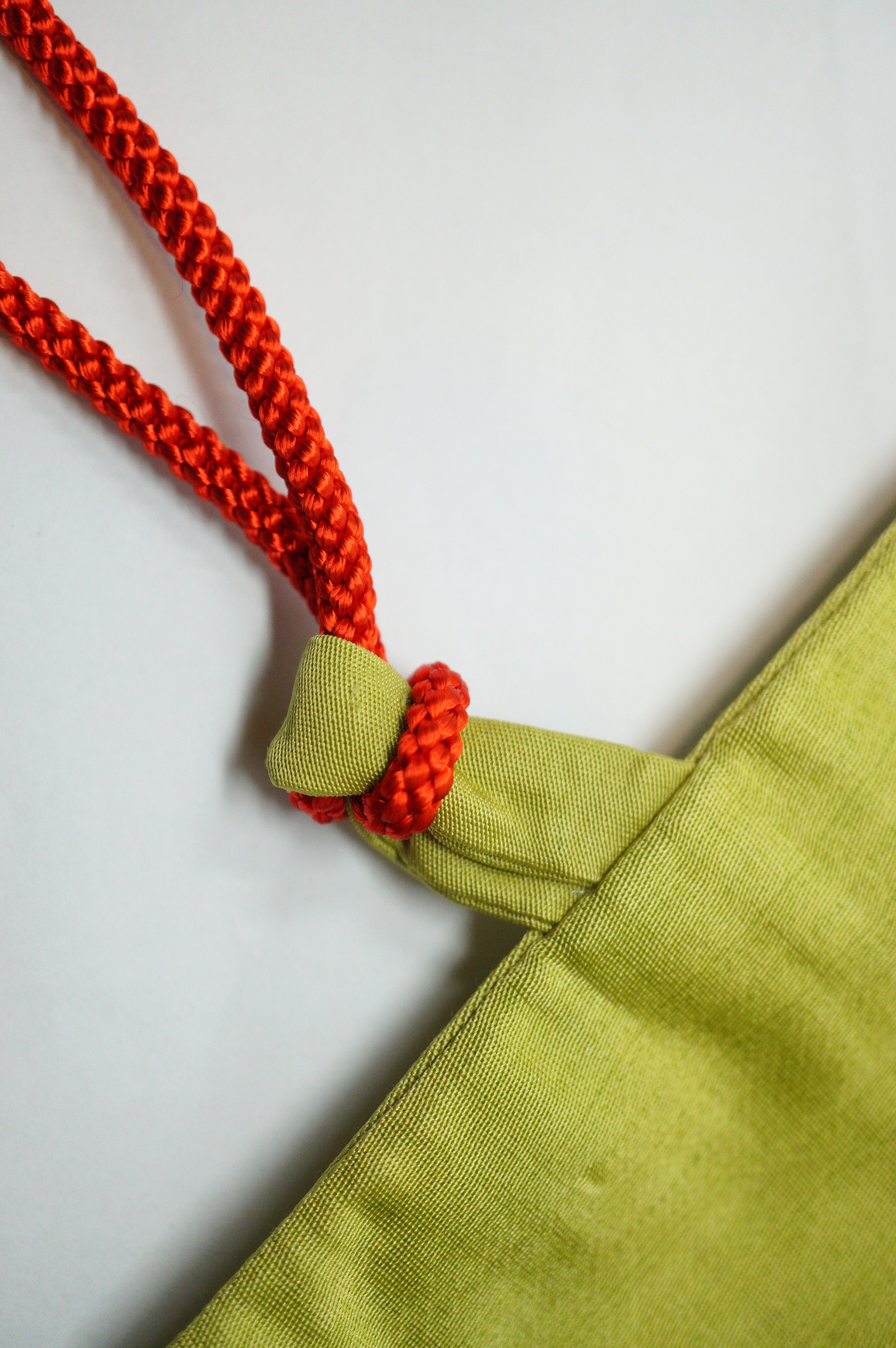 Japanese Vintage Weapon Bag made of Kimono Fabric from Japan 0110E1