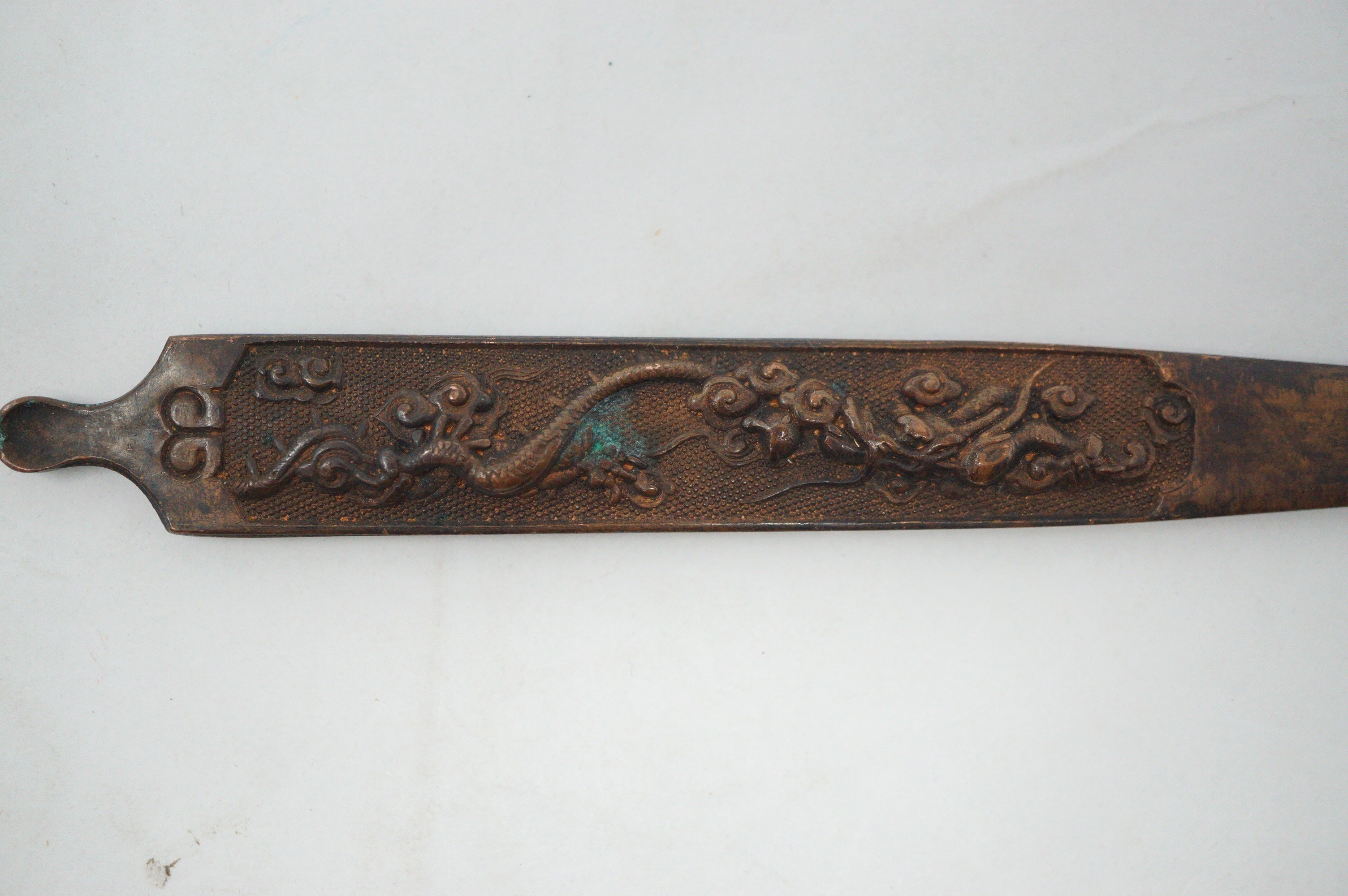 Antique Japanese Kogai-Knife made of copper with Dragon design from Japan 1030D1
