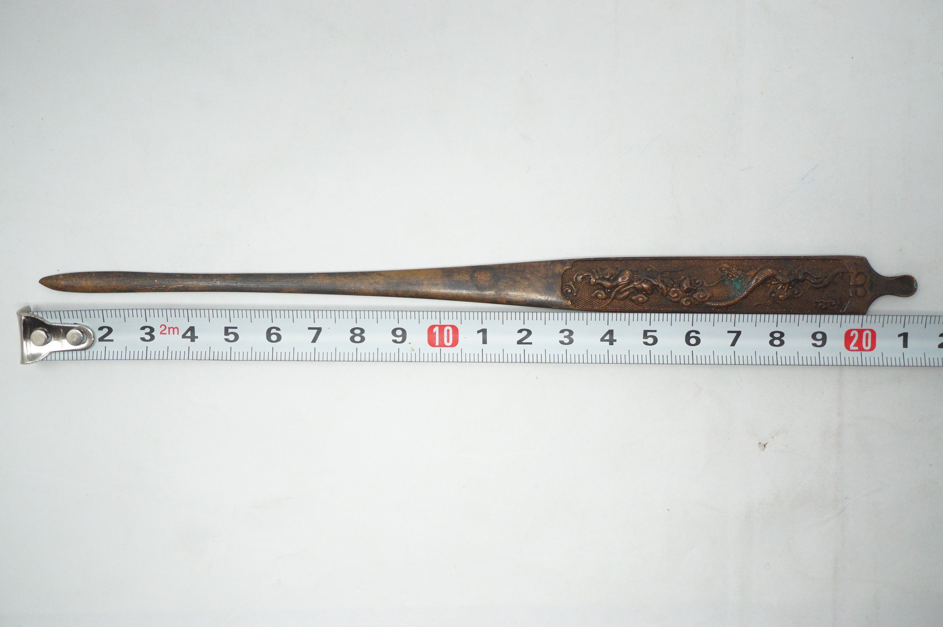 Antique Japanese Kogai-Knife made of copper with Dragon design from Japan 1030D1