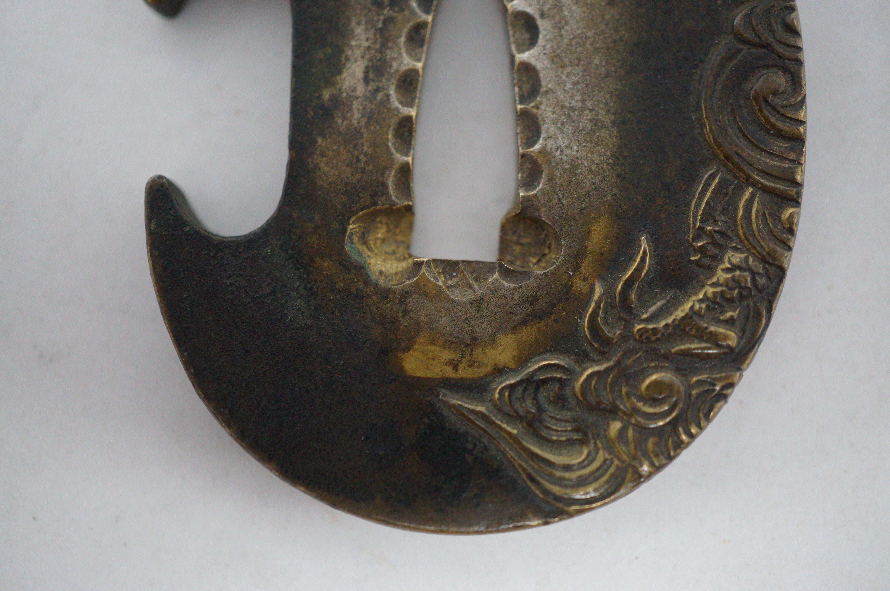 Japanese Dragon-Designed Tsuba Guard for Katana or Wakizashi Sword from Japan 0228E21