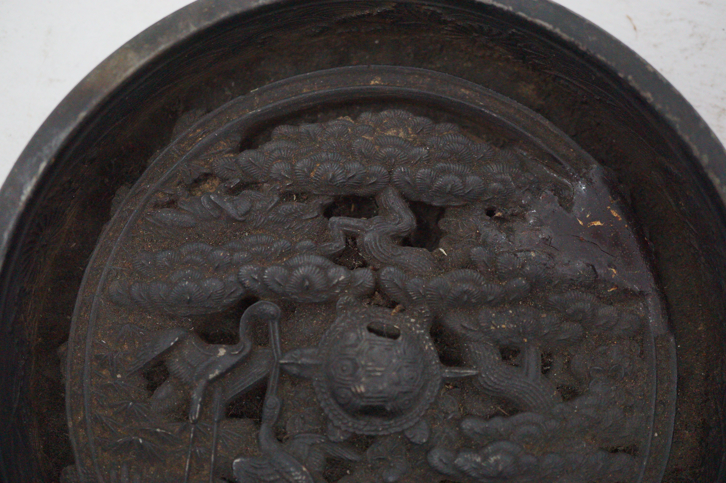 Japanese Edo Bronze Kagami Mirror with Tortoise & Crane Design Original from Japan 1030D23