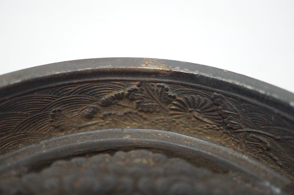 Japanese Edo Bronze Kagami Mirror with Tortoise & Crane Design Original from Japan 1030D23
