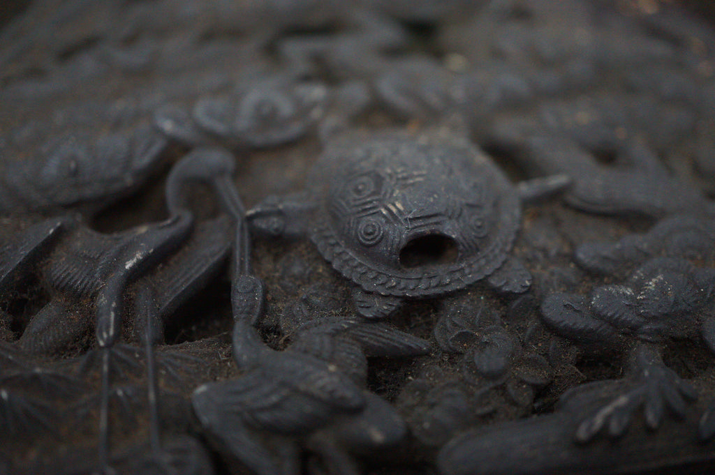 Japanese Edo Bronze Kagami Mirror with Tortoise & Crane Design Original from Japan 1030D23