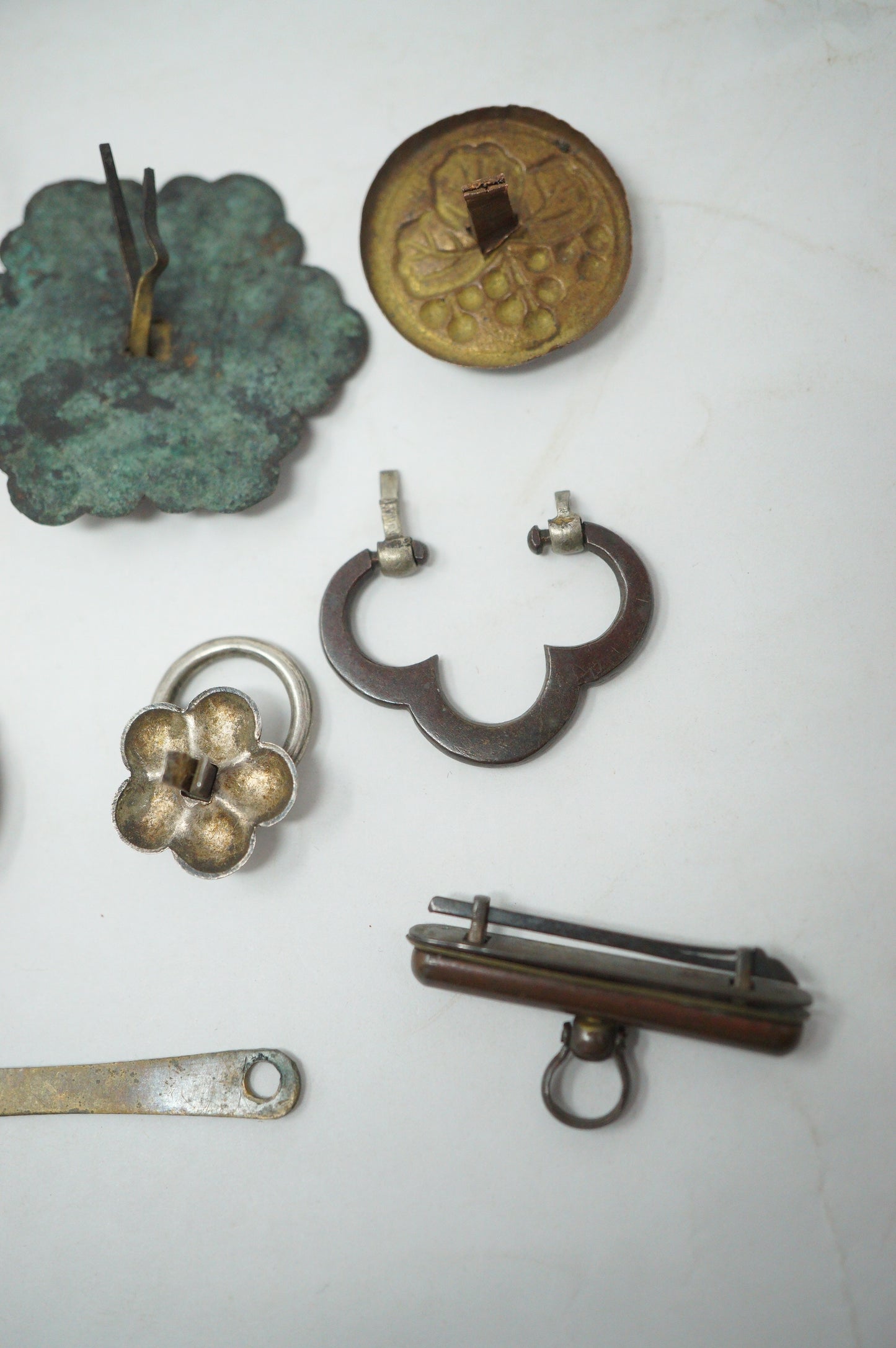 Japanese Maekanagu & Small Components Collection Approx. 50 single parts Antique Originals 0204F25