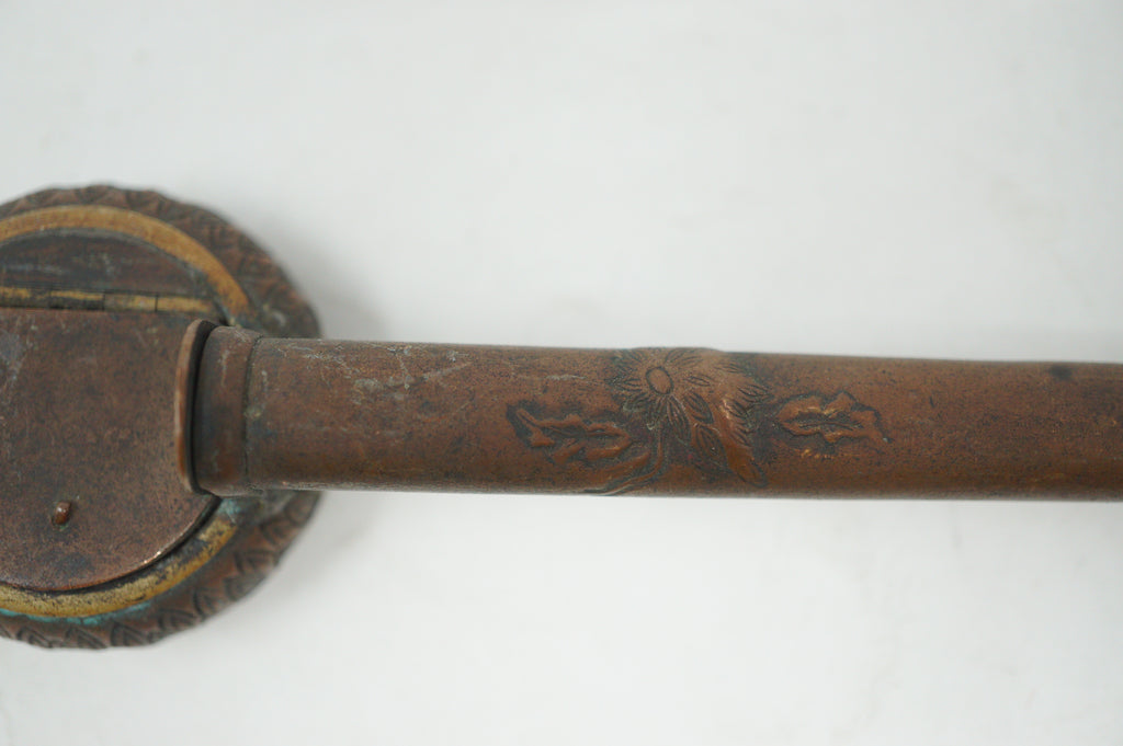 Japanese Portable Calligraphy Ink Container Antique Copper Yatate Flower Images 0601G26
