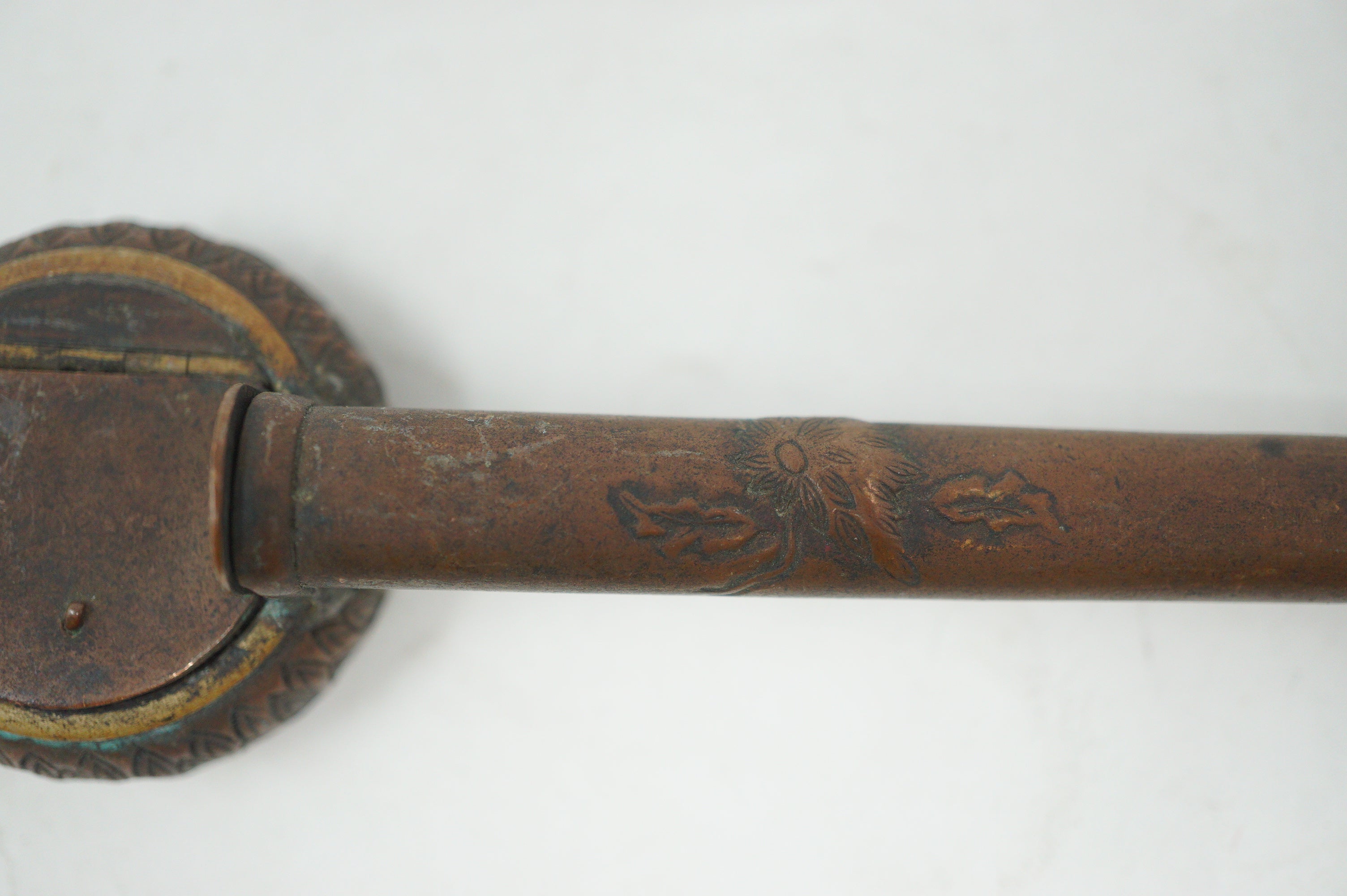 Japanese Portable Calligraphy Ink Container Antique Copper Yatate Flower Images 0601G26