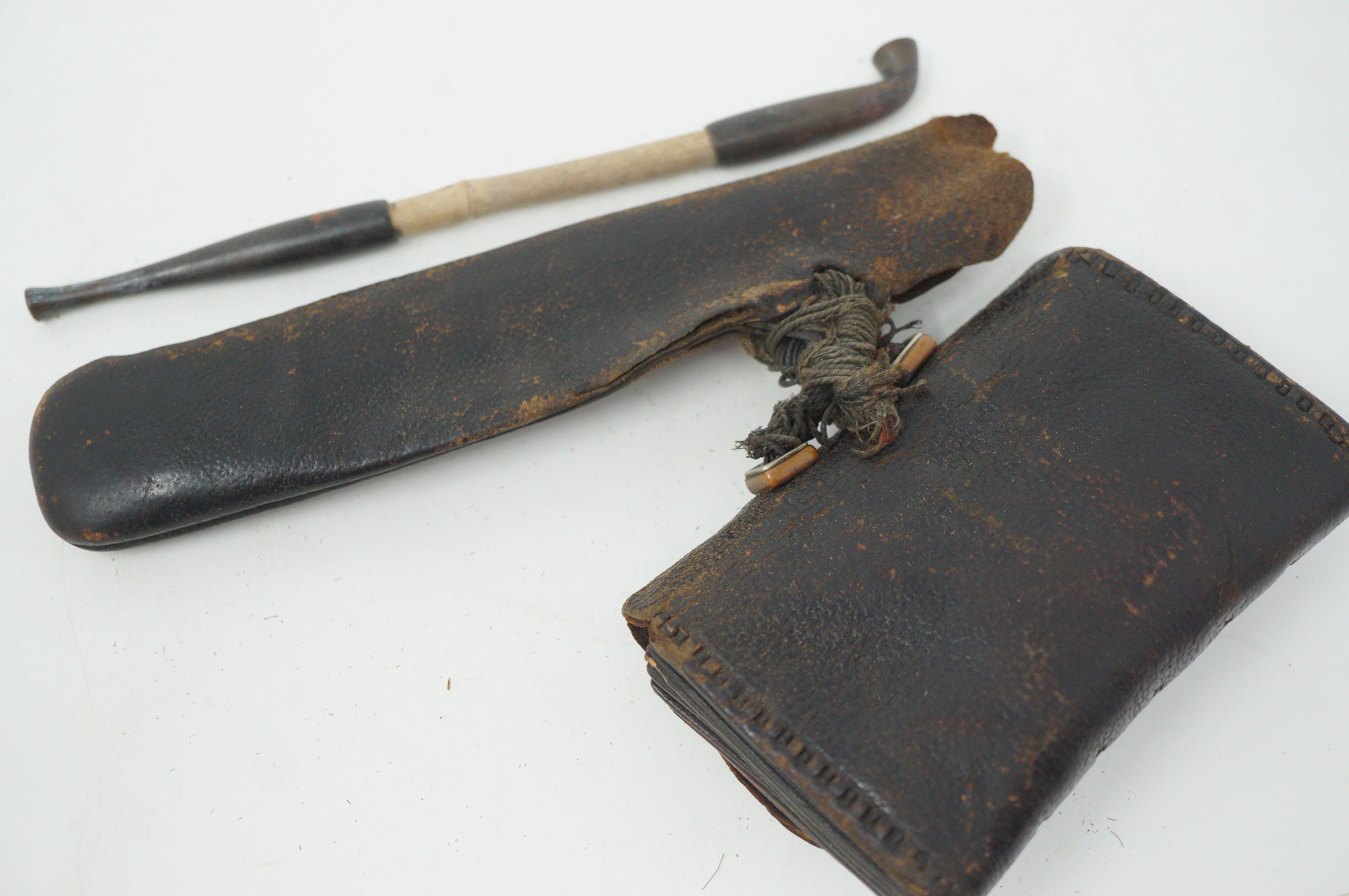 Japanese Antique Tobacco Ire Set "Karpfen" with Leather Pouch Set & Pipe fron Japan 0712D27