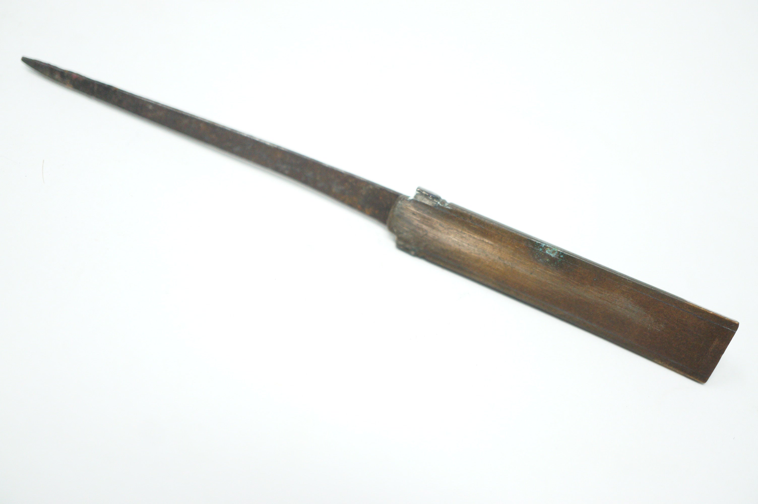 Japanischer Yatate-Tintenbehälter inkl. Messer mit wunderschönem Mondblumen-Design und Signatur aus Japan 1214D30 