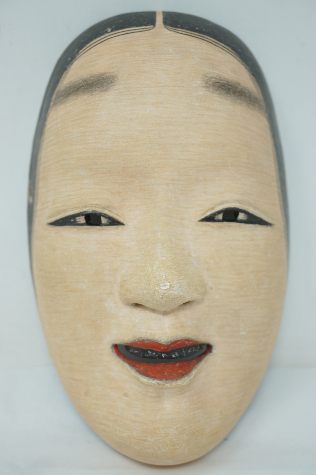 Japanische Fukai-Frauen-Noh-Theater-Holzmaske im Seidenbeutel, Original aus Japan 0425F33