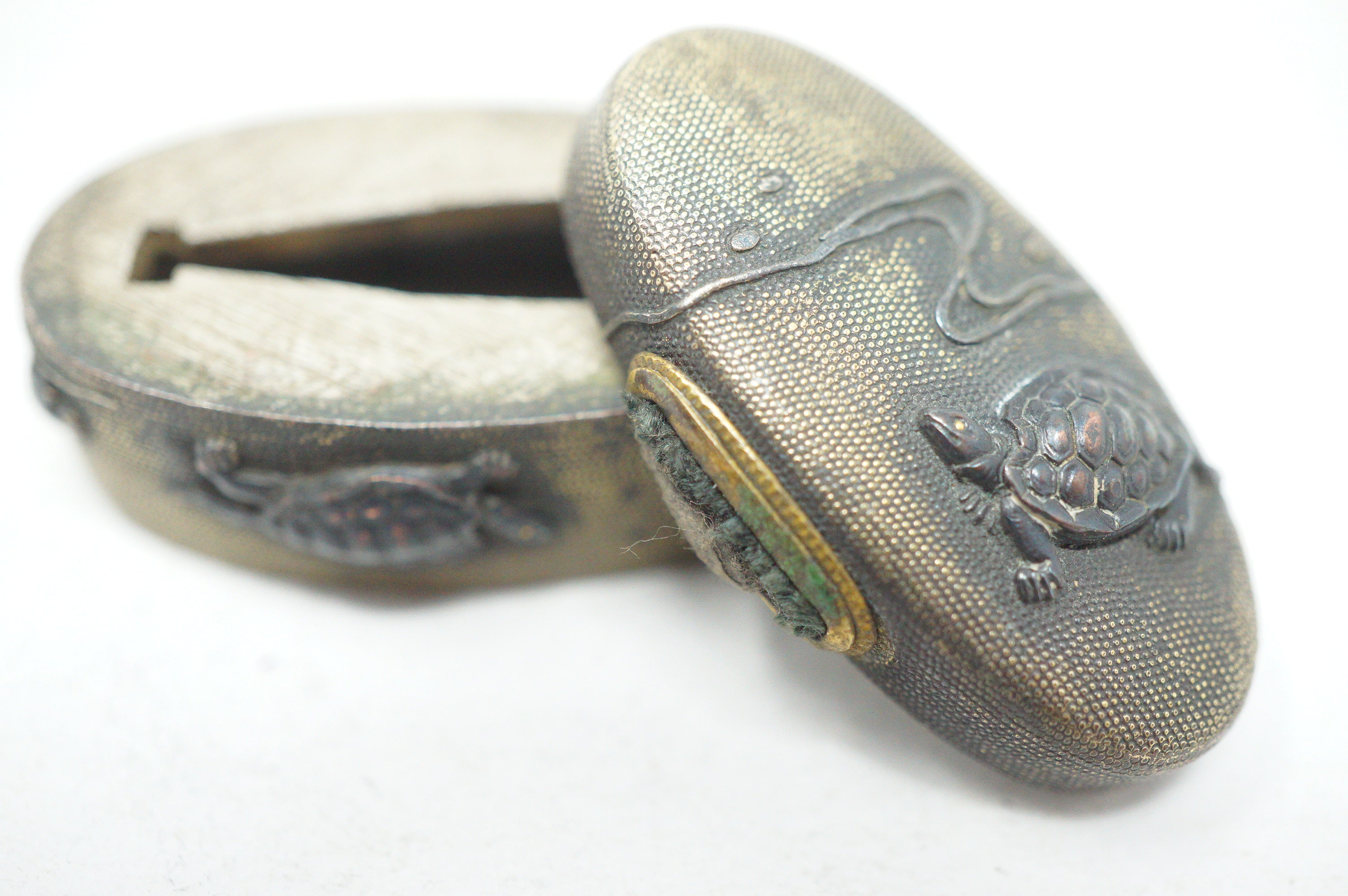 Edo Period Japanese Fuchi Kashira Handle Components Tortoise Kame Motif 0623G34