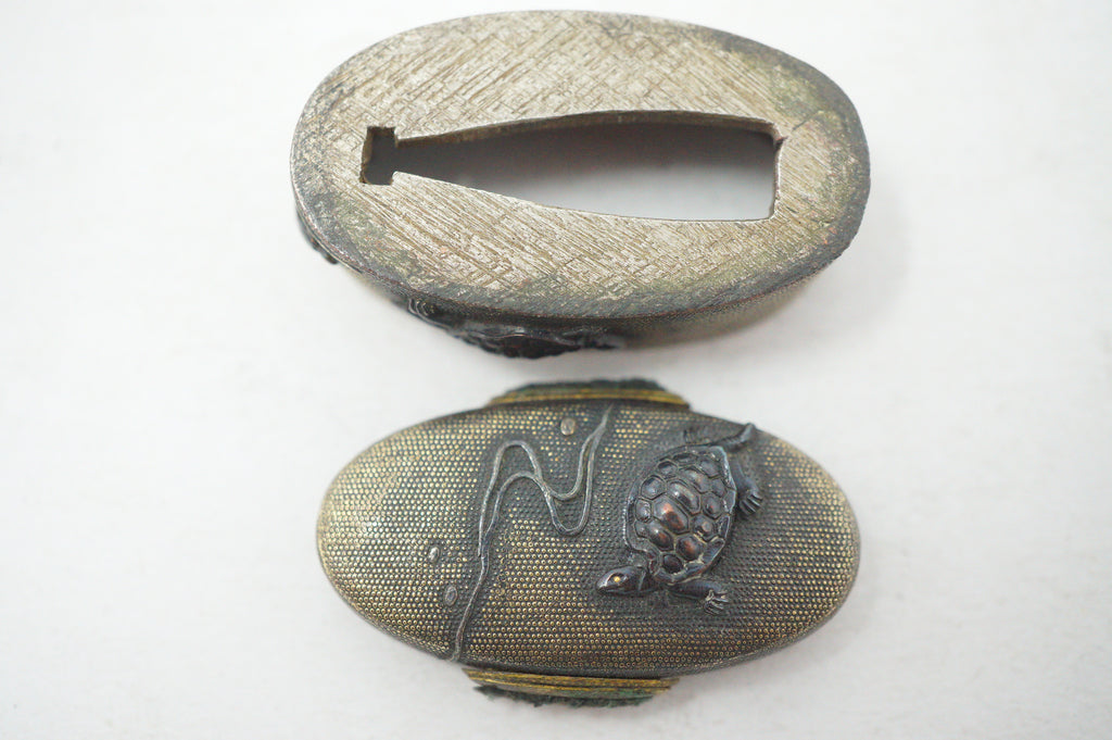 Edo Period Japanese Fuchi Kashira Handle Components Tortoise Kame Motif 0623G34