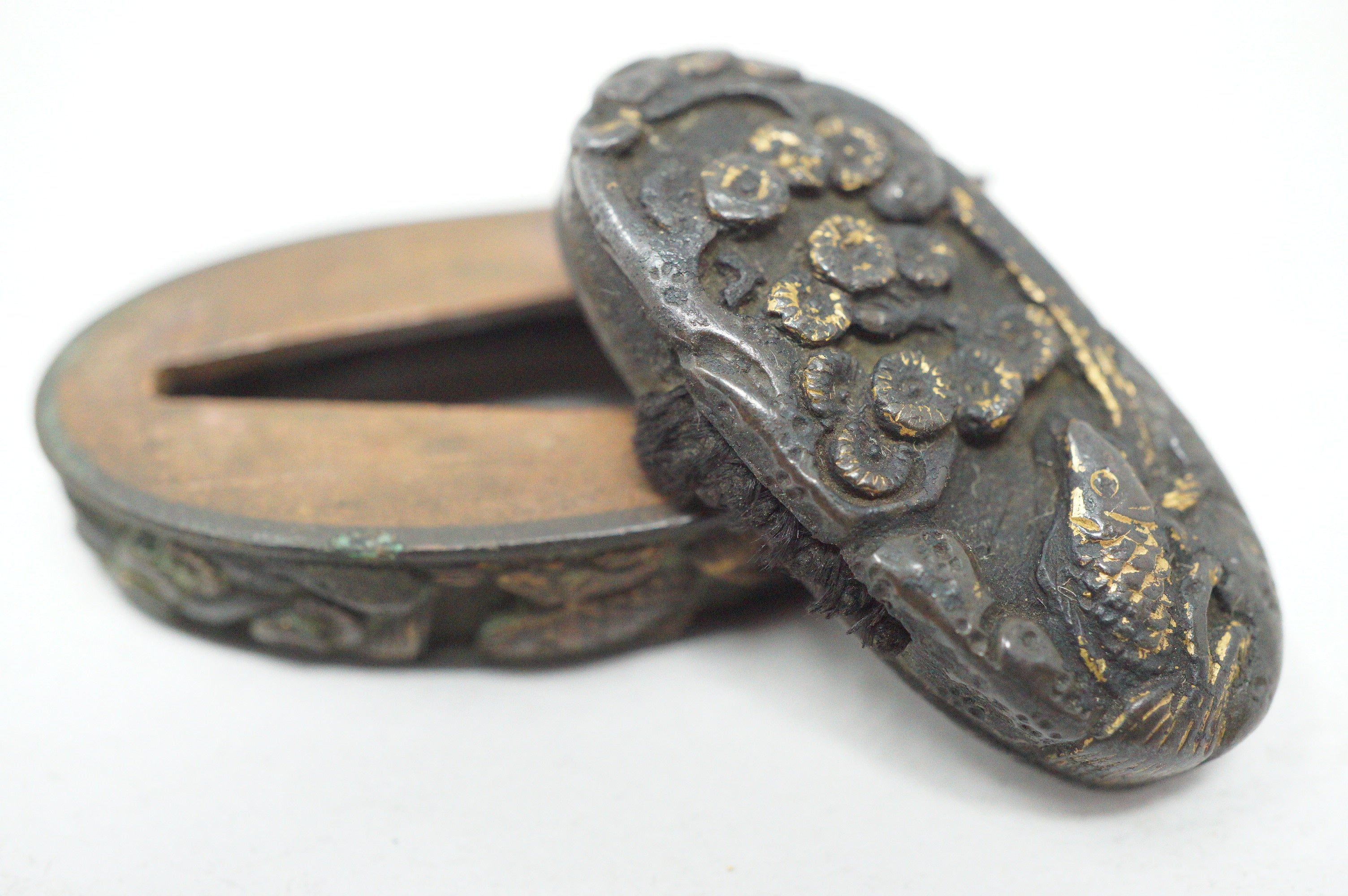Matching Antique Japanese Fuchi Kashira Set Fish Floral Gold Accent Fittings 0623G35