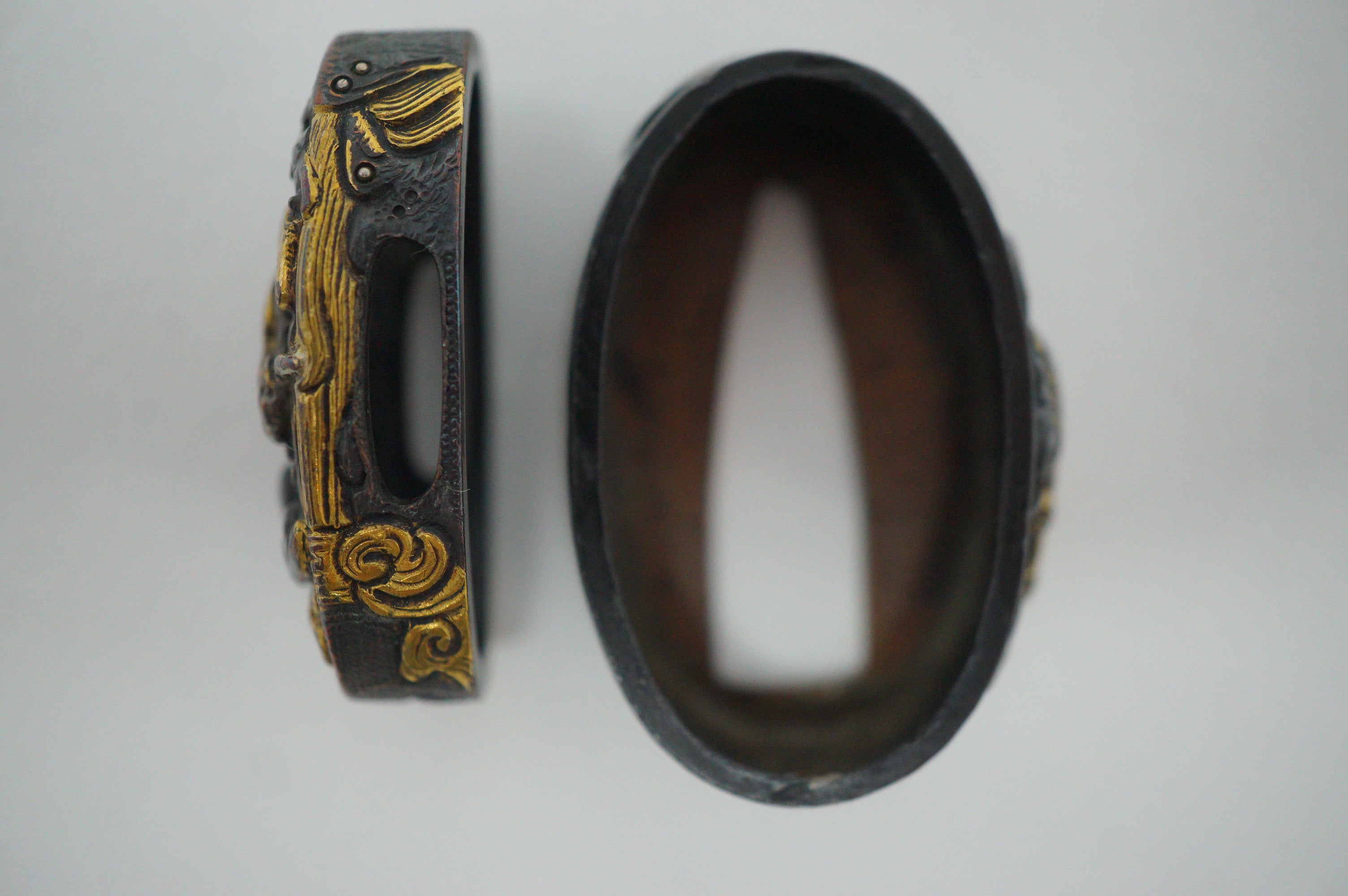 Japanese Kashira & Fuchi Sword Parts Set Wise Man Design with Gold Inlays 0706D3