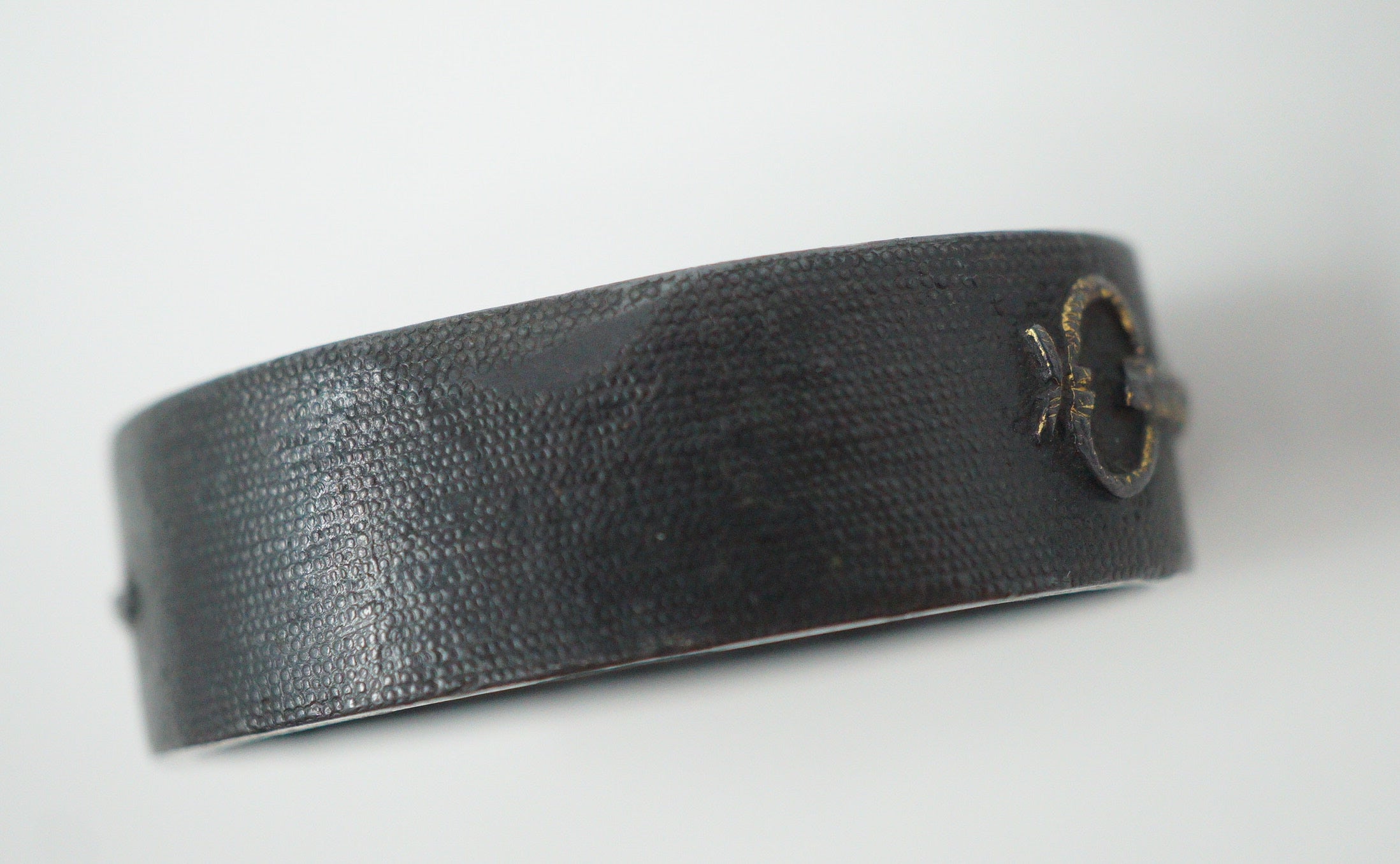 Japanese Kashira & Fuchi Sword Parts Set Wise Man Design with Gold Inlays 0706D3