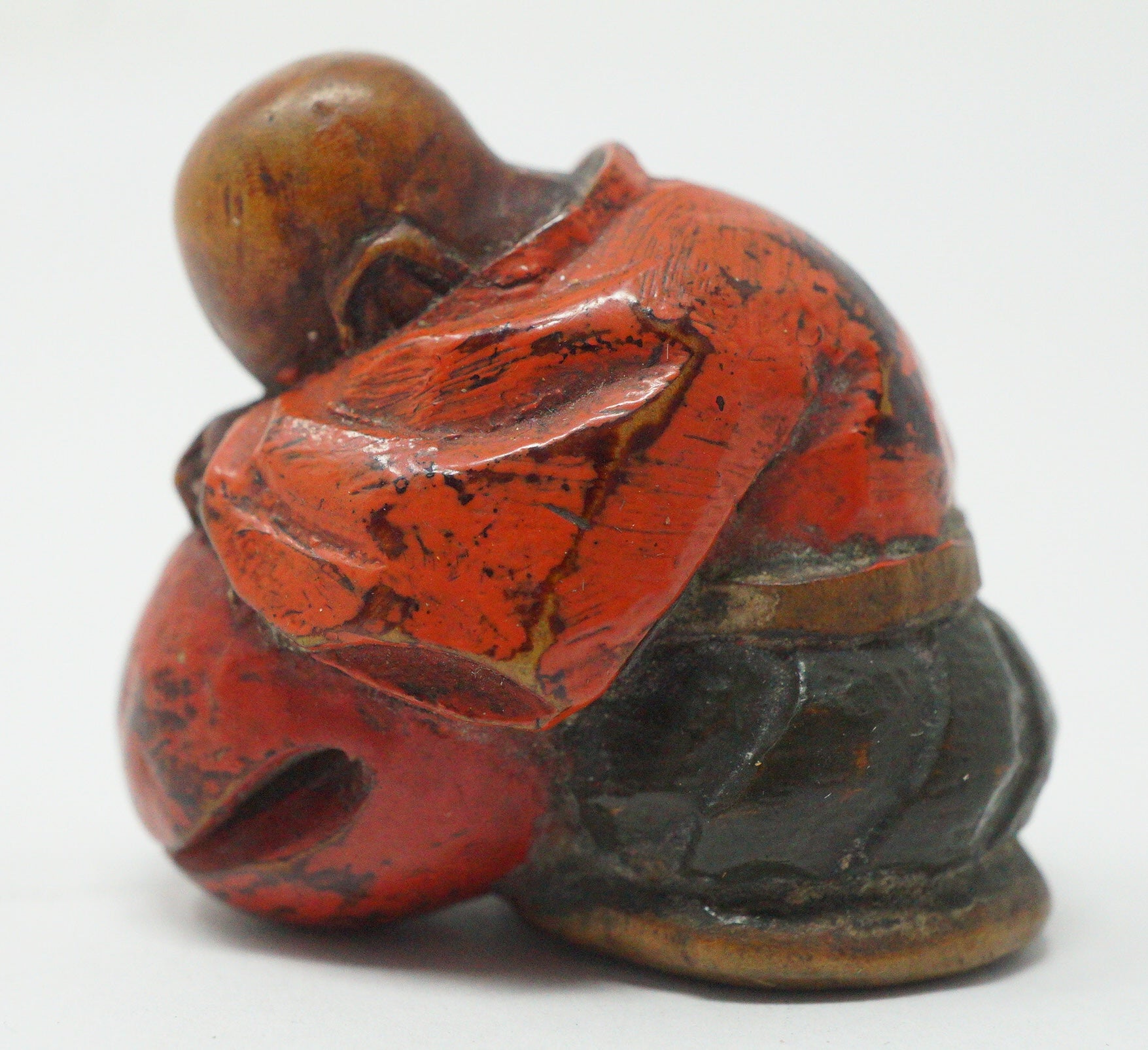 Antique Japanese Wooden Netsuke Sleeping Monk Novice Priest Mokugyo Drum Meiji 0617G3