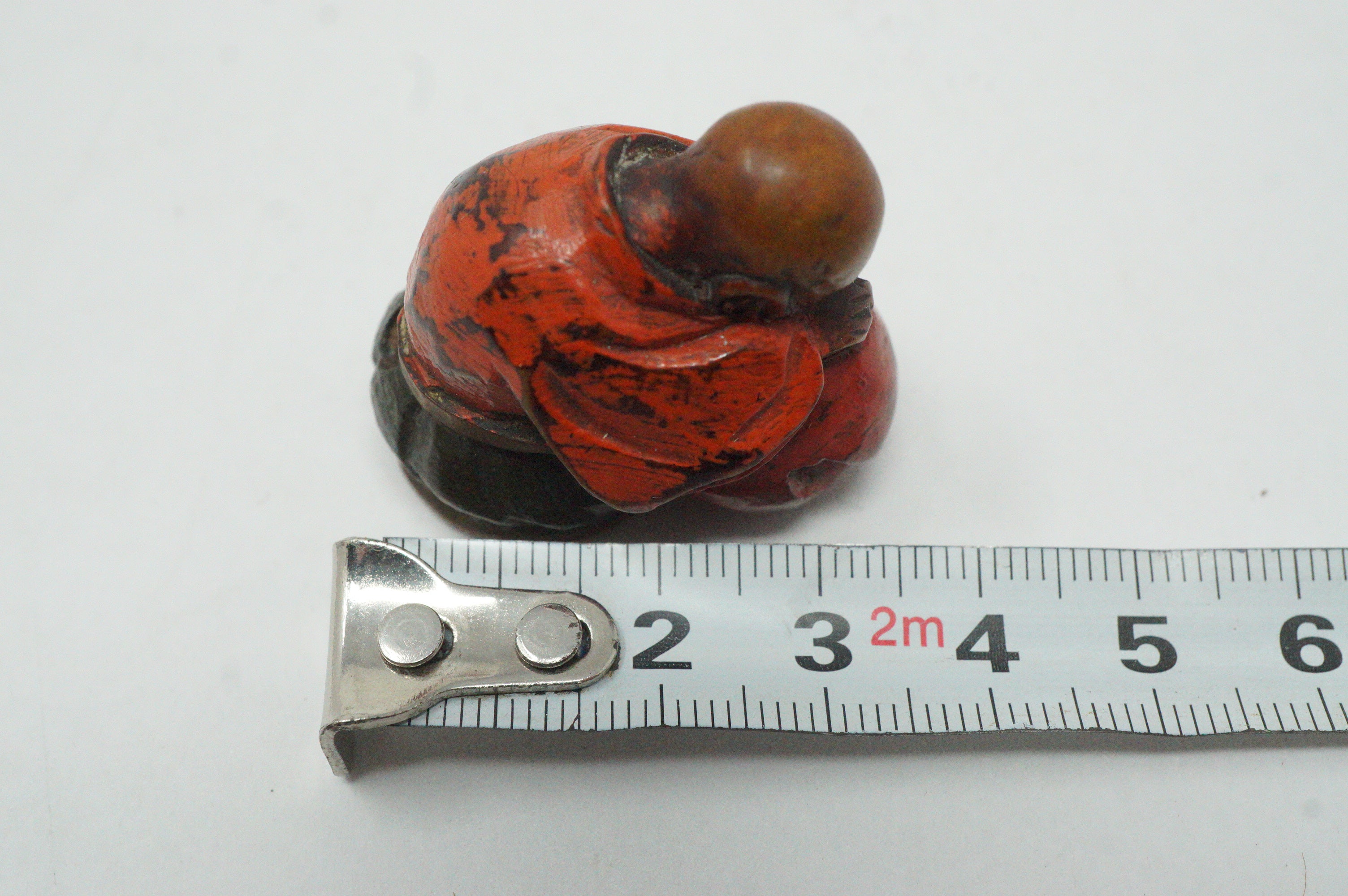 Antique Japanese Wooden Netsuke Sleeping Monk Novice Priest Mokugyo Drum Meiji 0617G3