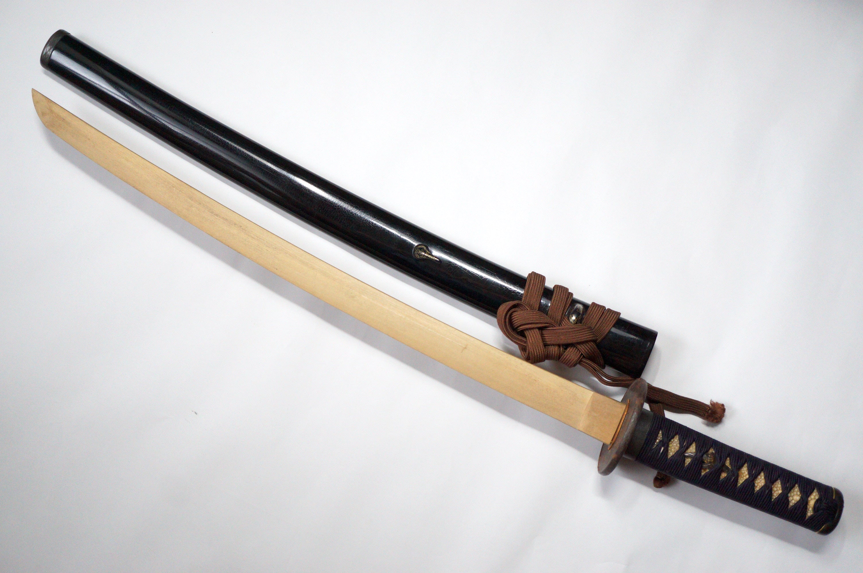 Japanese Edo Wakizashi Sword with wooden Blade & Gold Lacquered Elements 0921D3