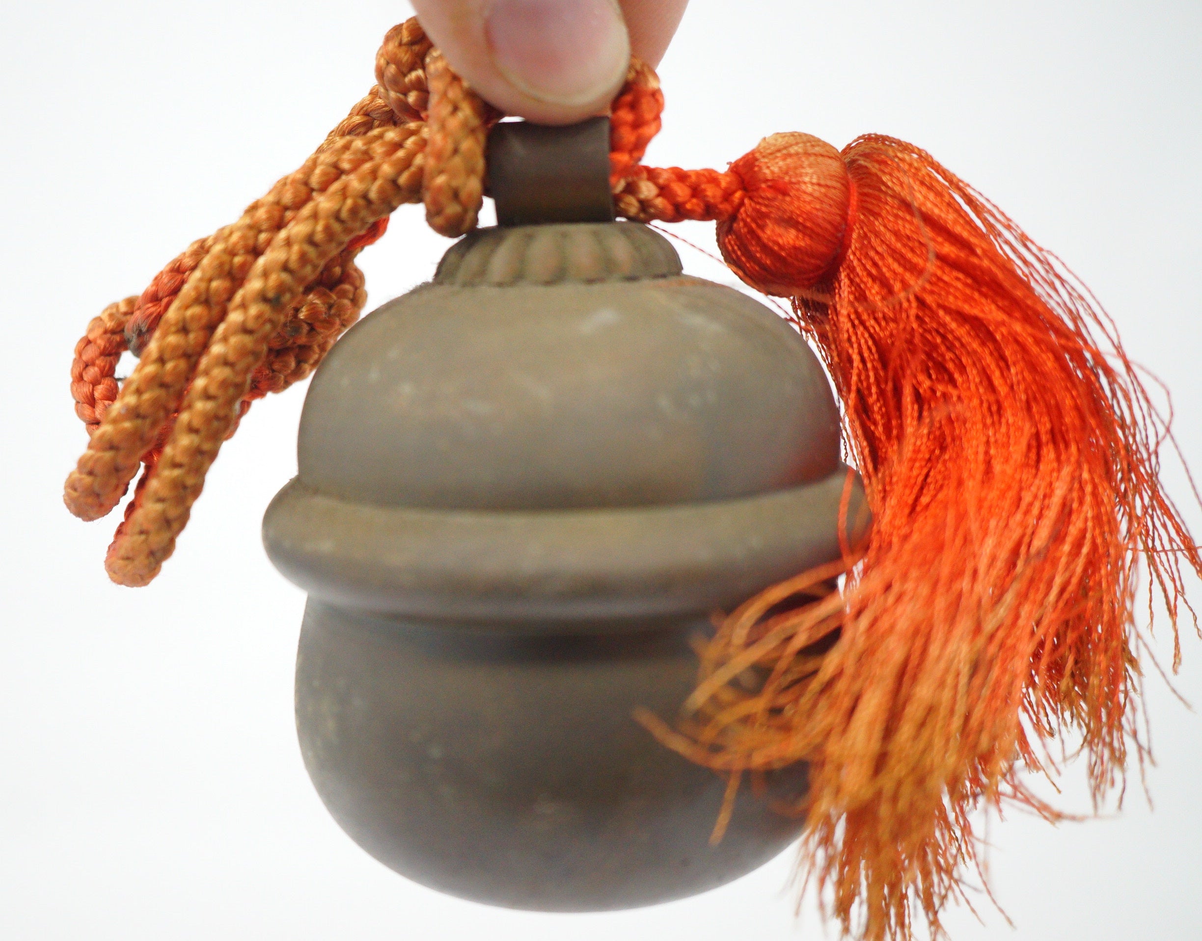 Japanische Shinto-Glocke Suzu, religiöse Tempelglocke, Original aus Japan 1006D47