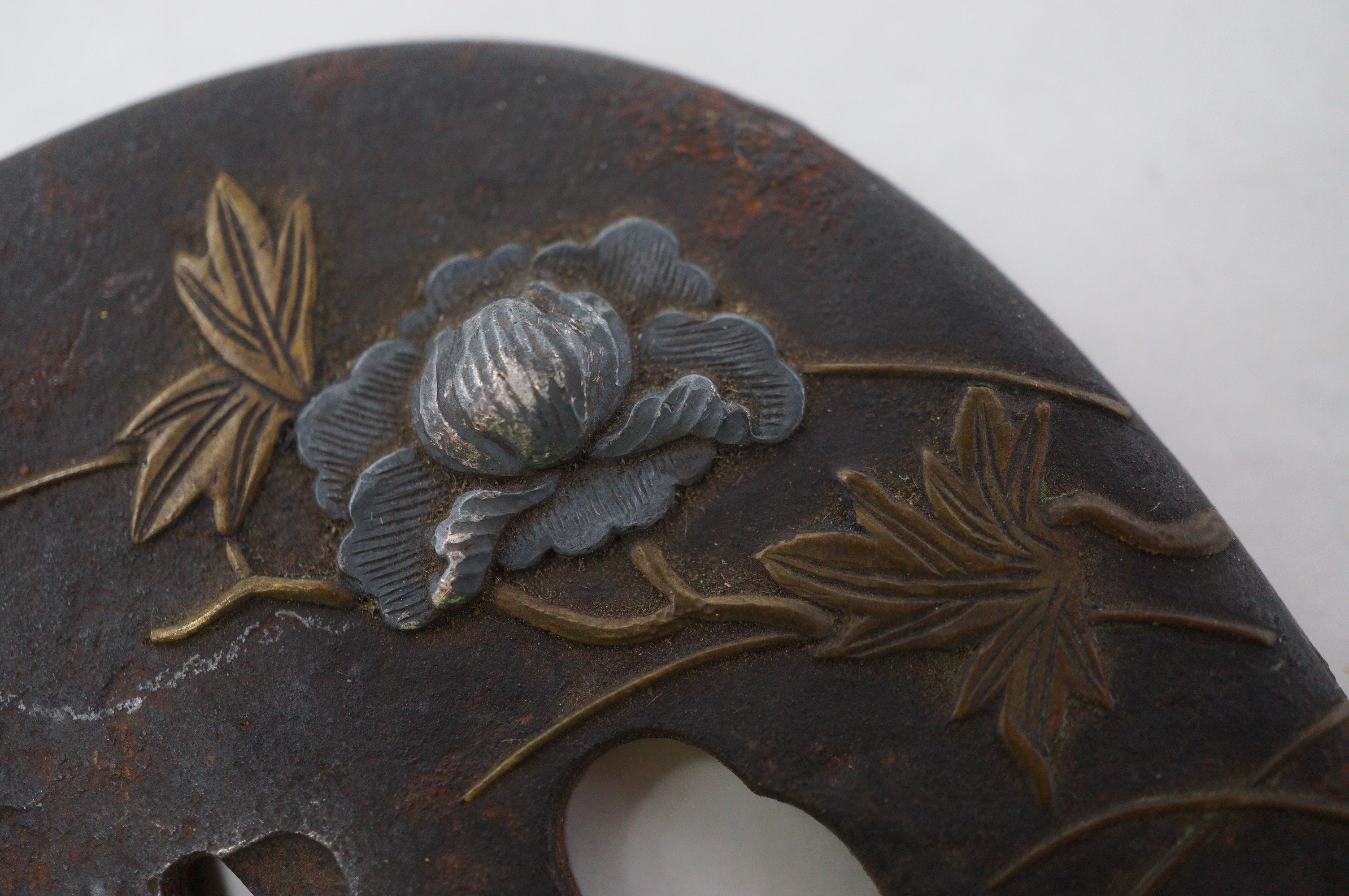 Japanese Tsuba Katana Sword Guard Edo Original with Silver Flower Design 0530E4